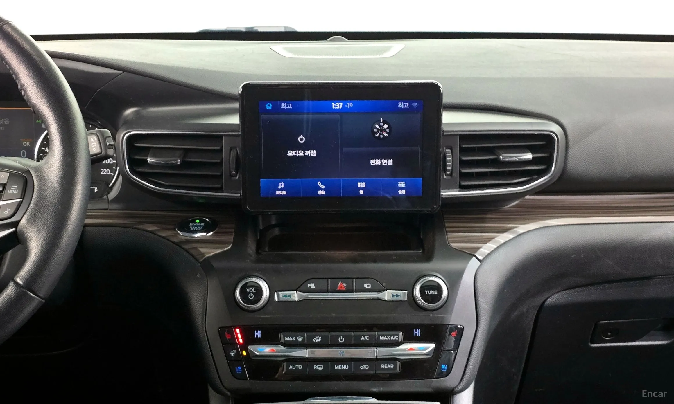 Ford Explorer 6th Generation превью 14