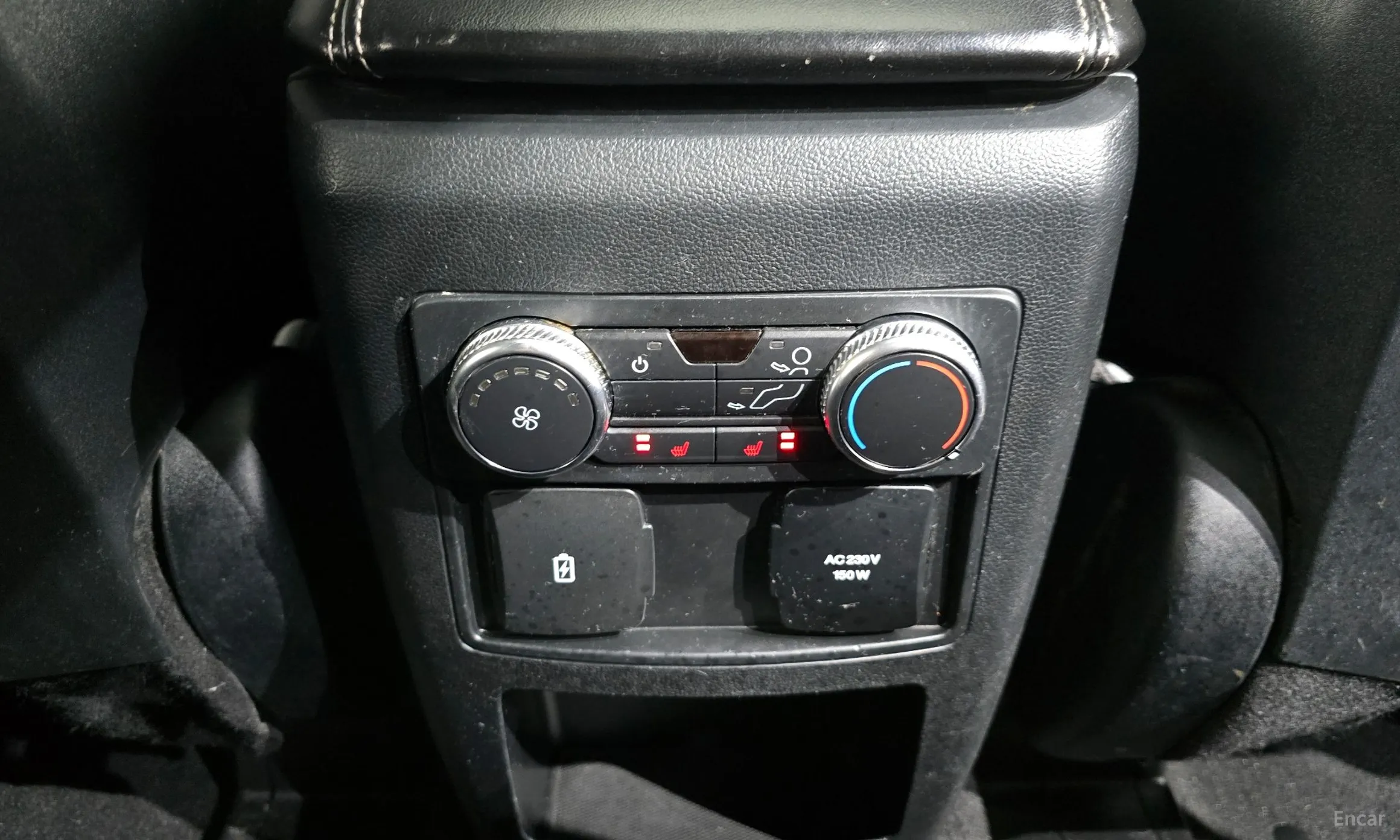 Ford Explorer 6th Generation превью 19