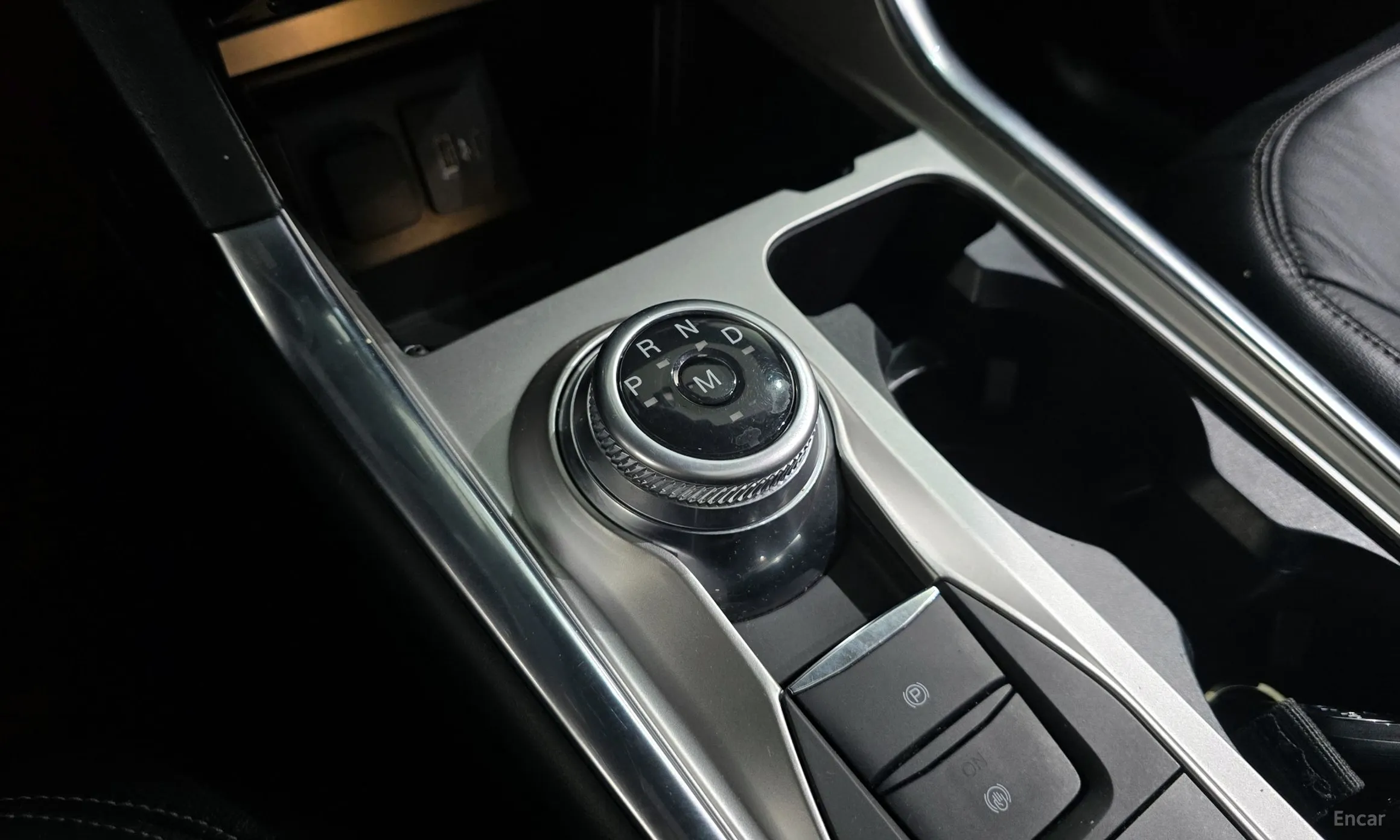 Ford Explorer 6th Generation превью 9