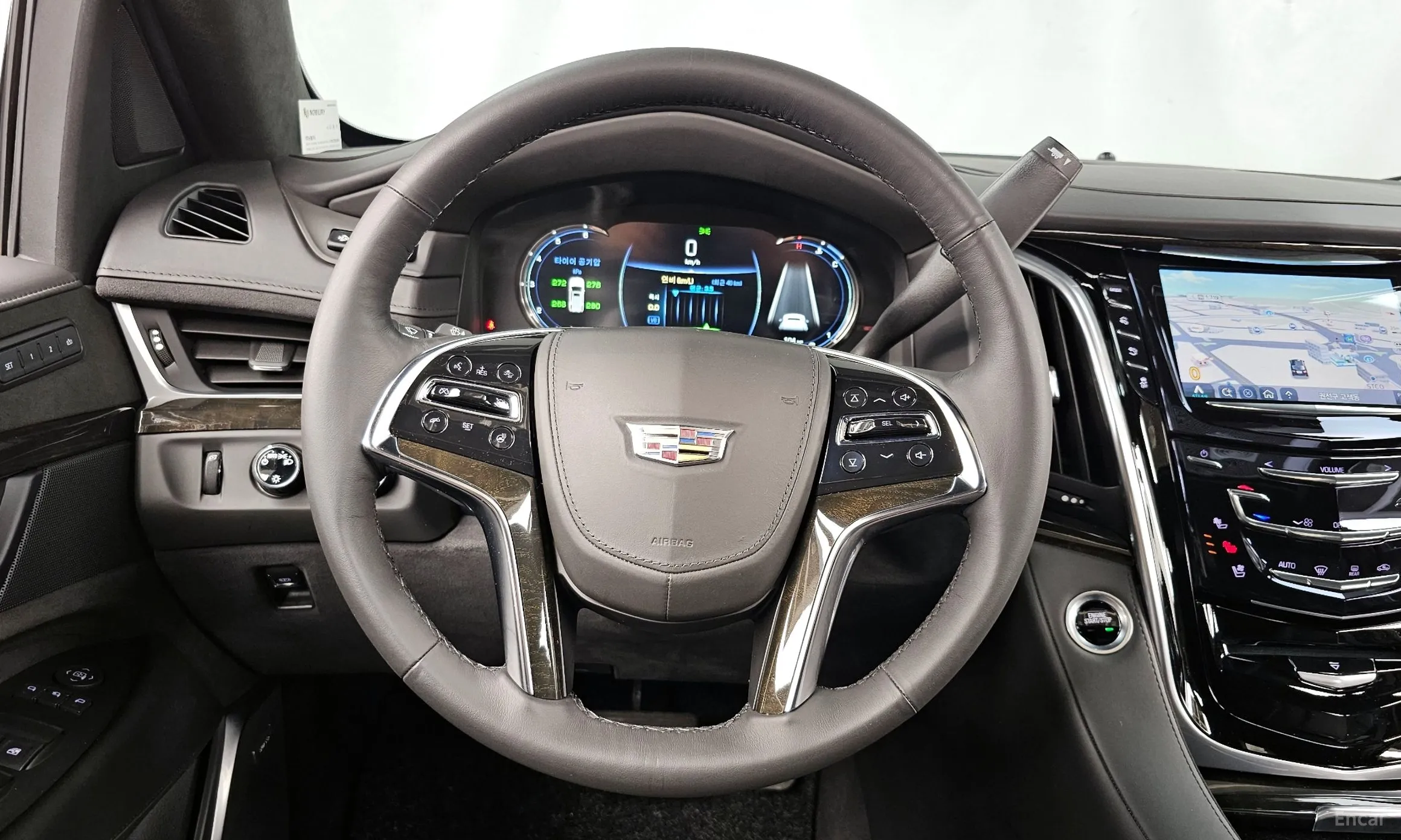 Cadillac Escalade превью 13