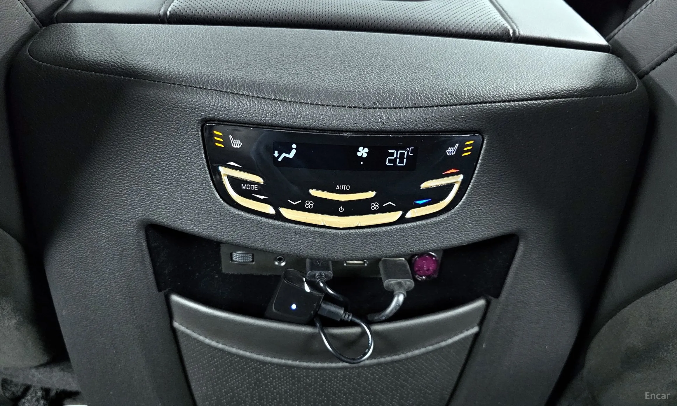 Cadillac Escalade превью 18
