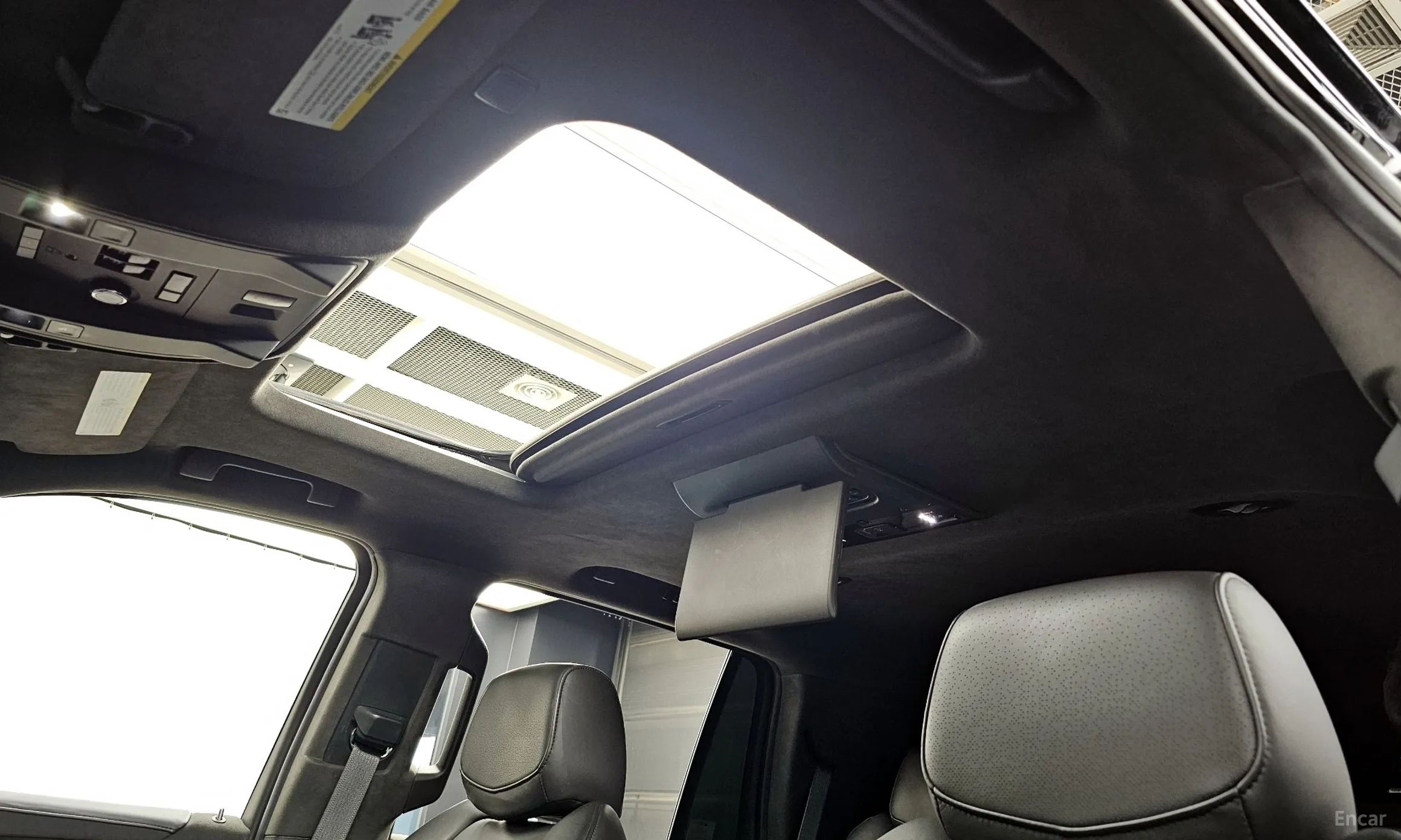 Cadillac Escalade превью 19