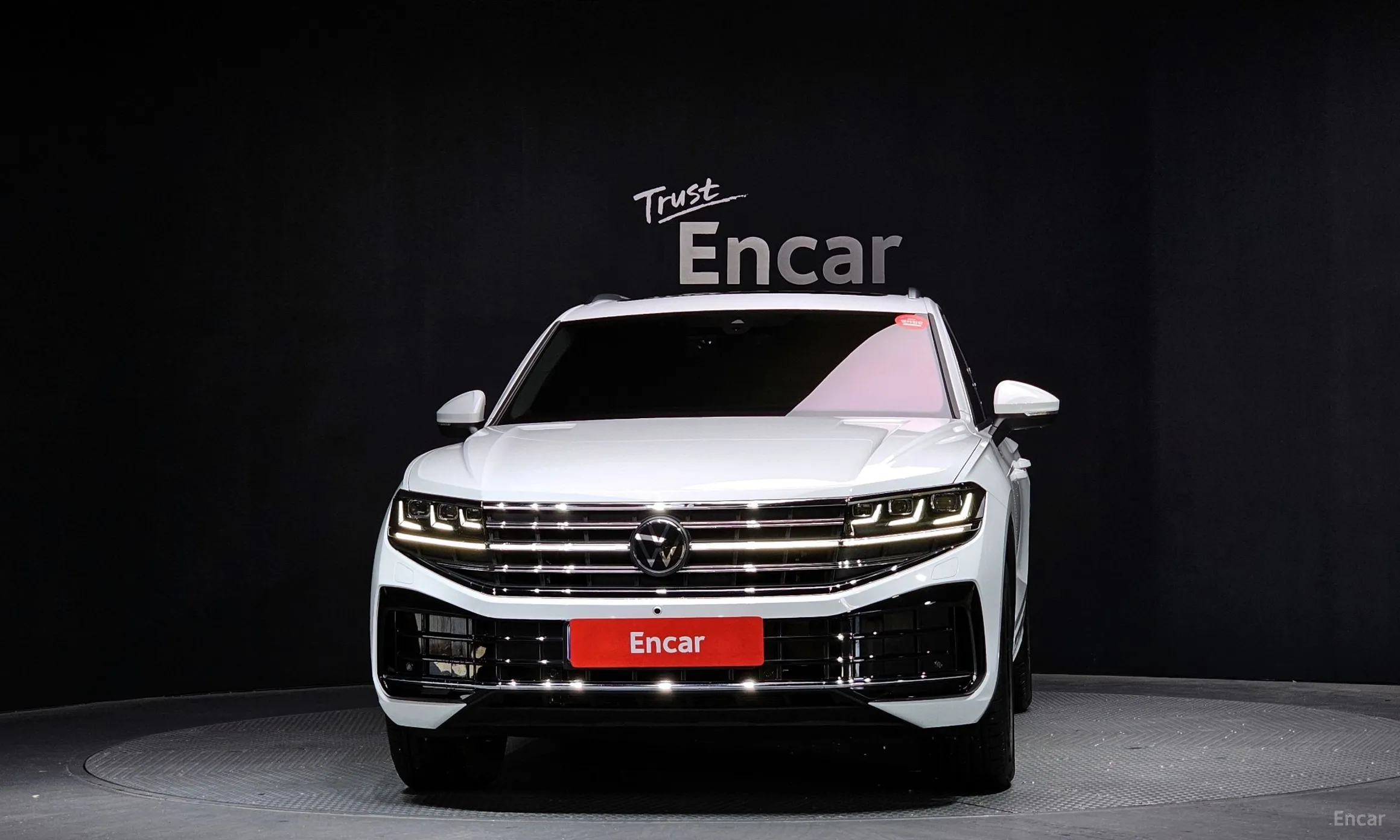 Volkswagen Touareg 3rd Generation превью 3