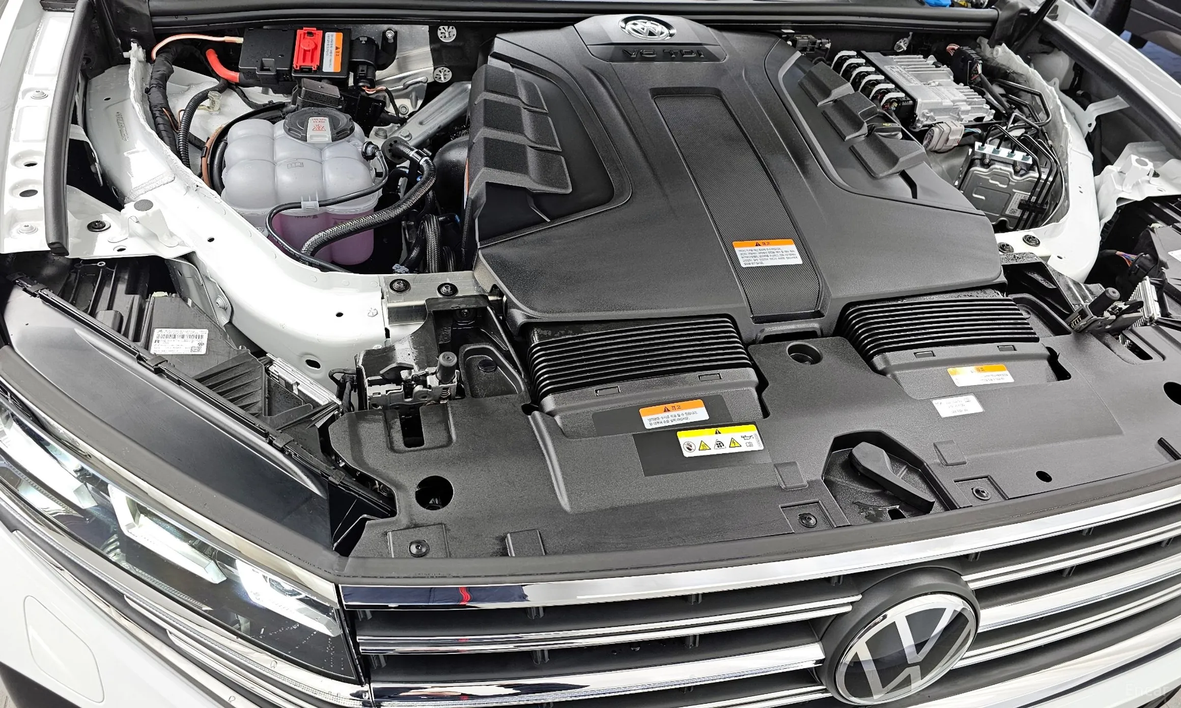 Volkswagen Touareg 3rd Generation превью 6