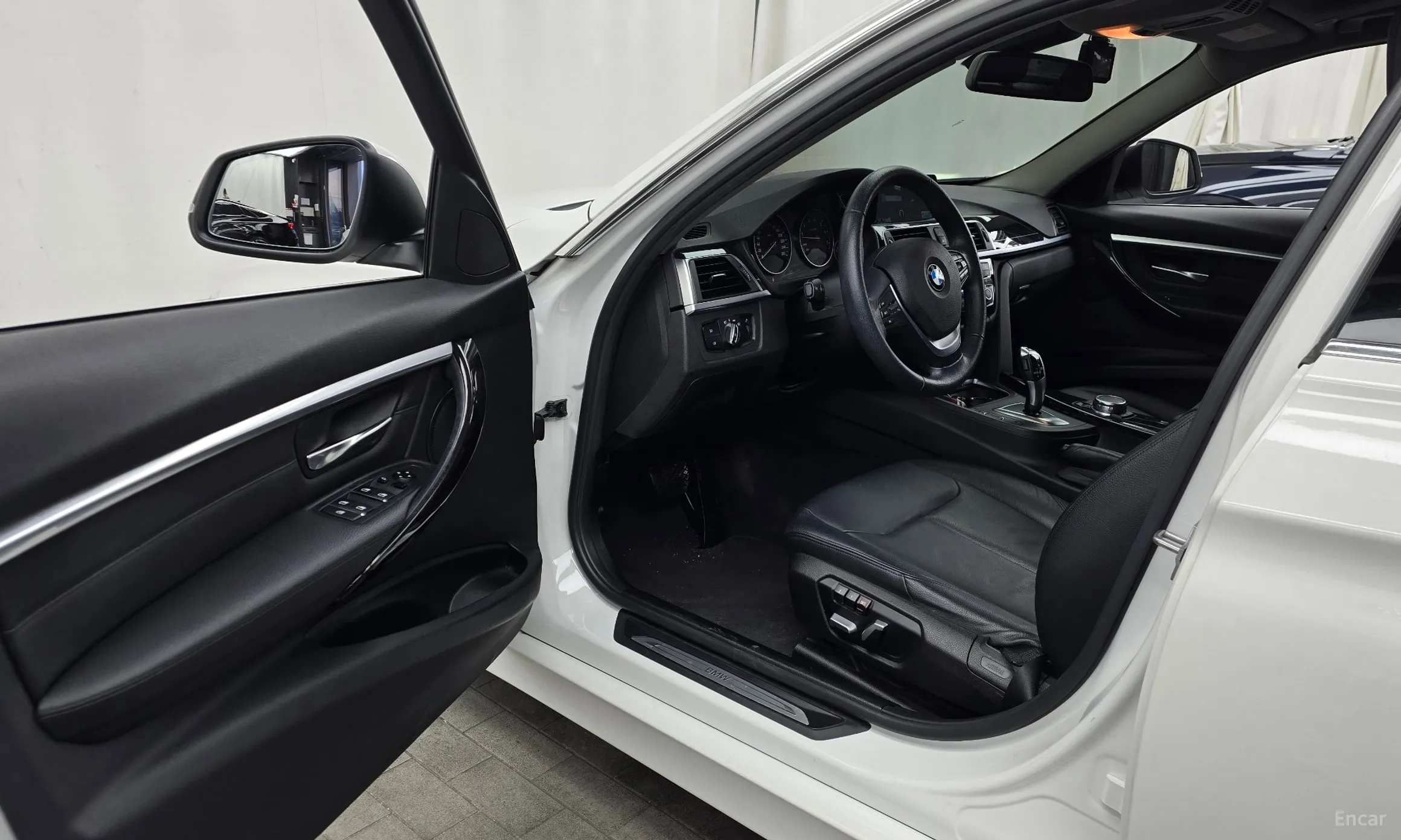 BMW 3 Series (F30) превью 10