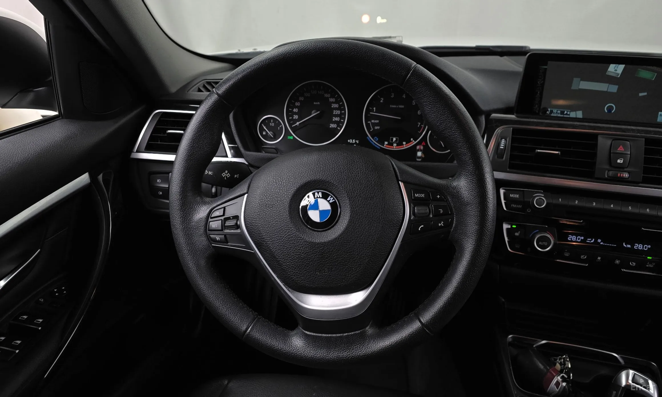 BMW 3 Series (F30) превью 13