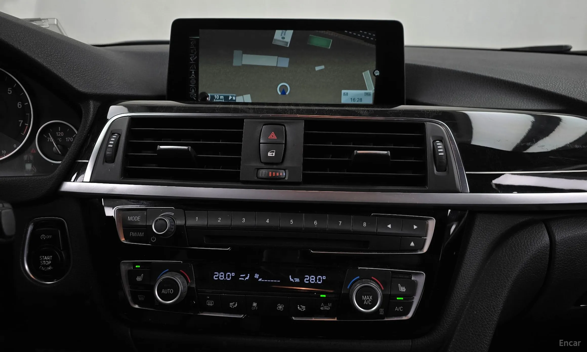BMW 3 Series (F30) превью 14