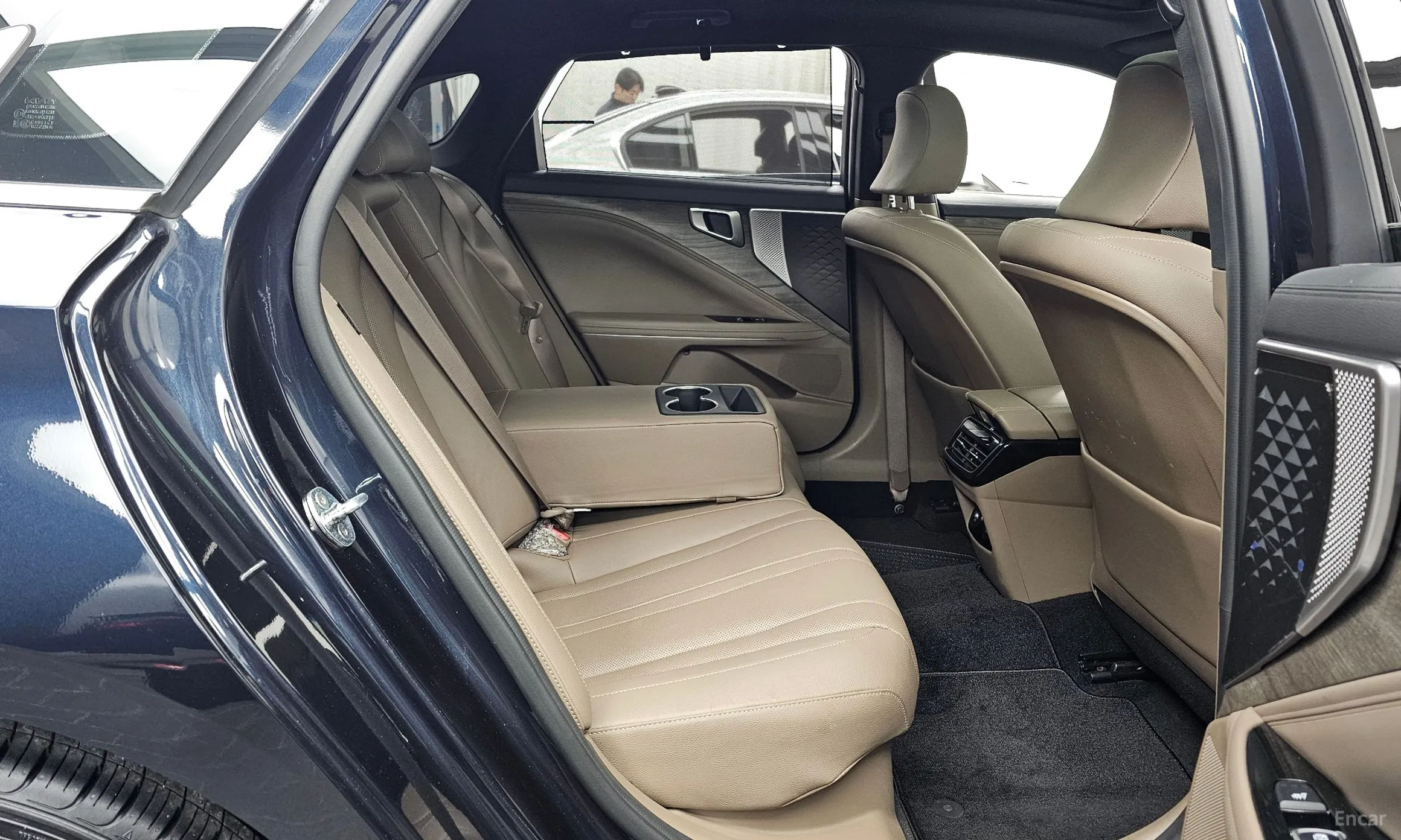 Kia K8 Hybrid превью 12