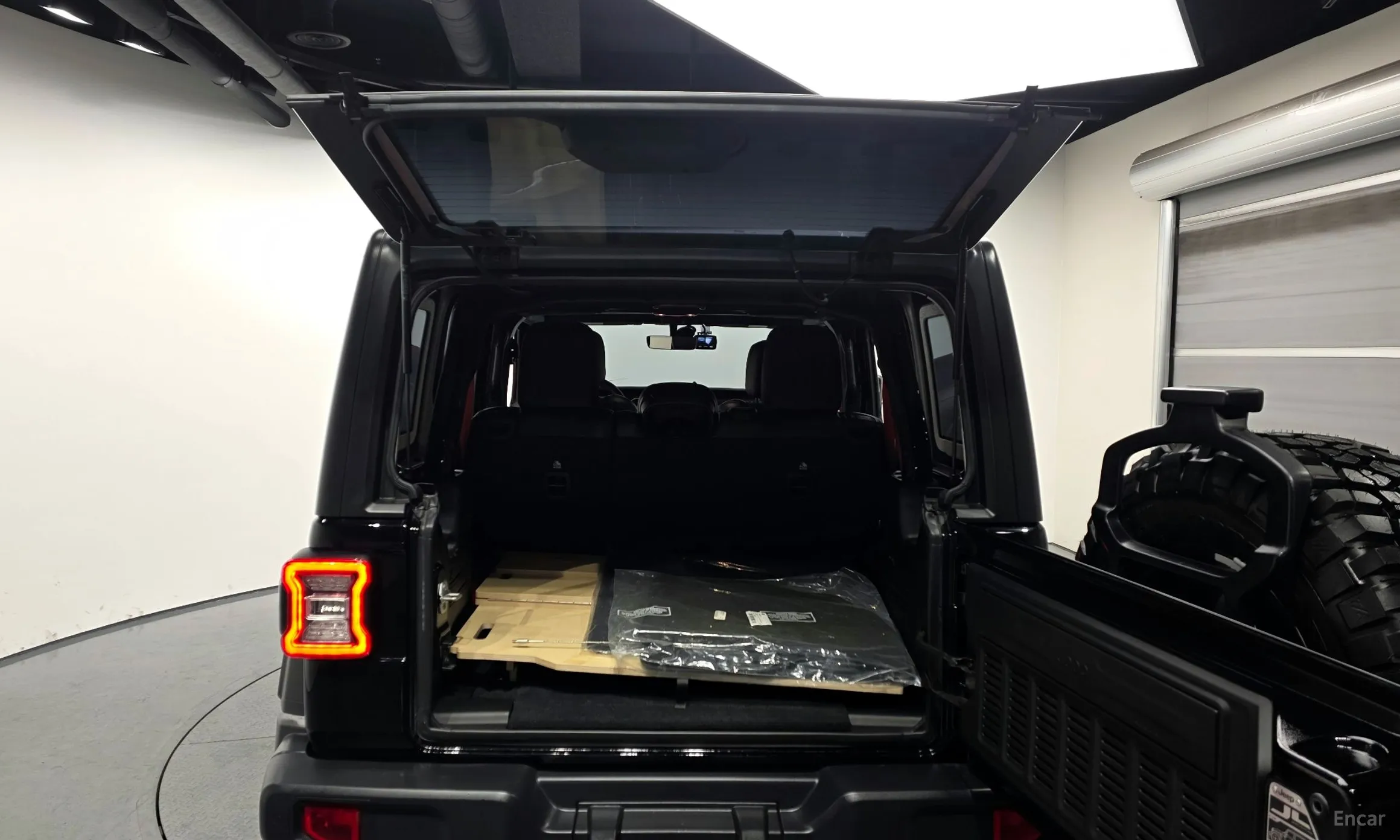 Jeep Wrangler (JL) превью 20