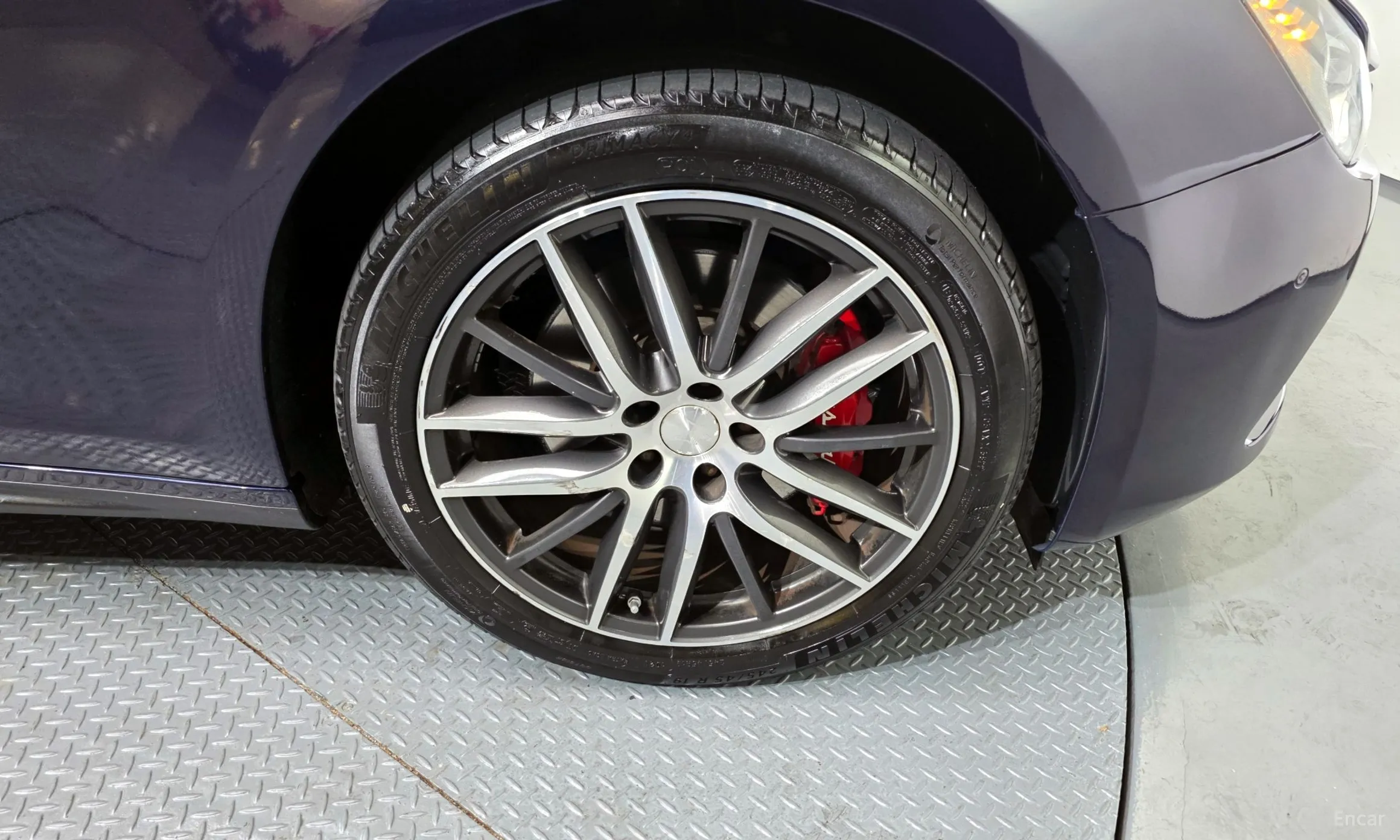 Maserati Ghibli превью 5