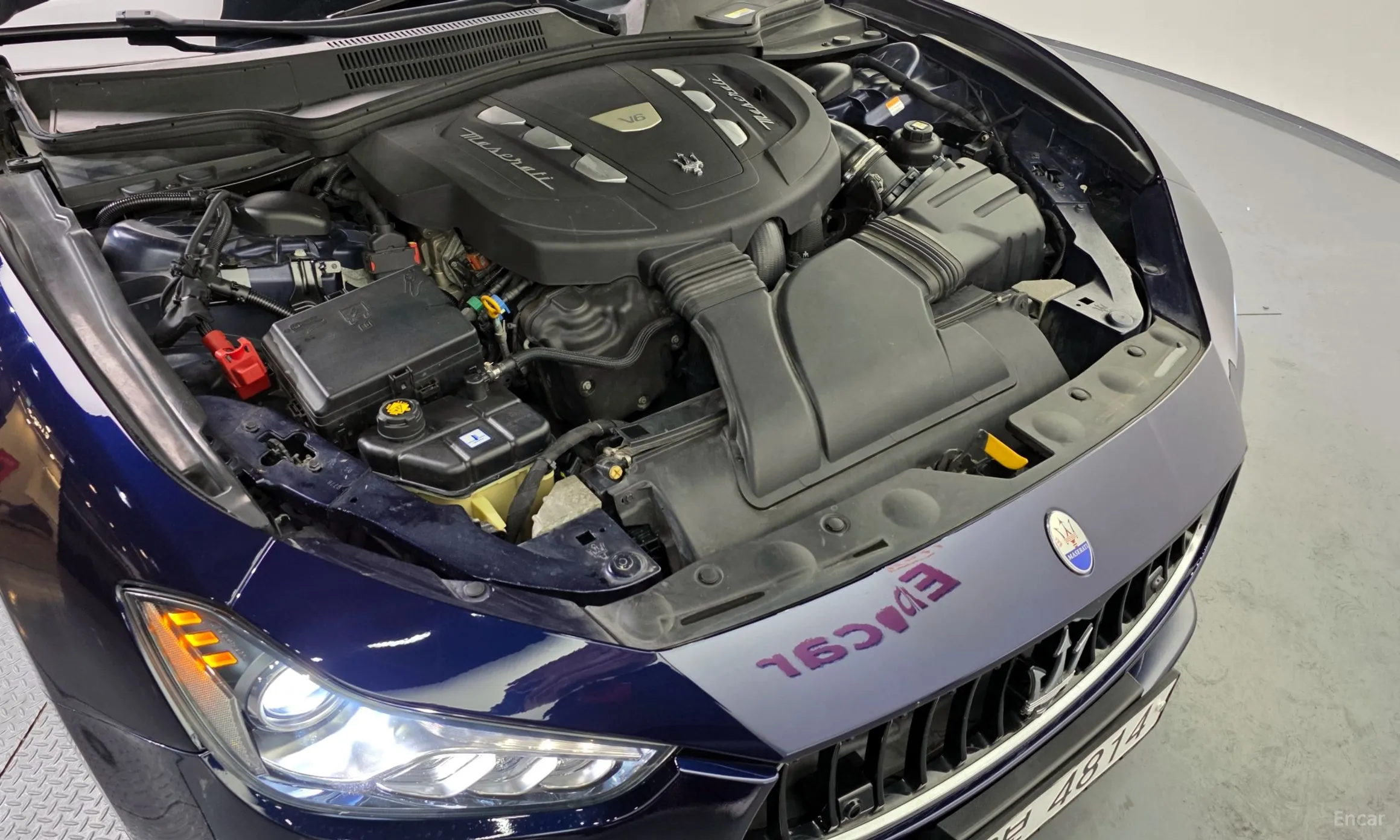 Maserati Ghibli превью 6
