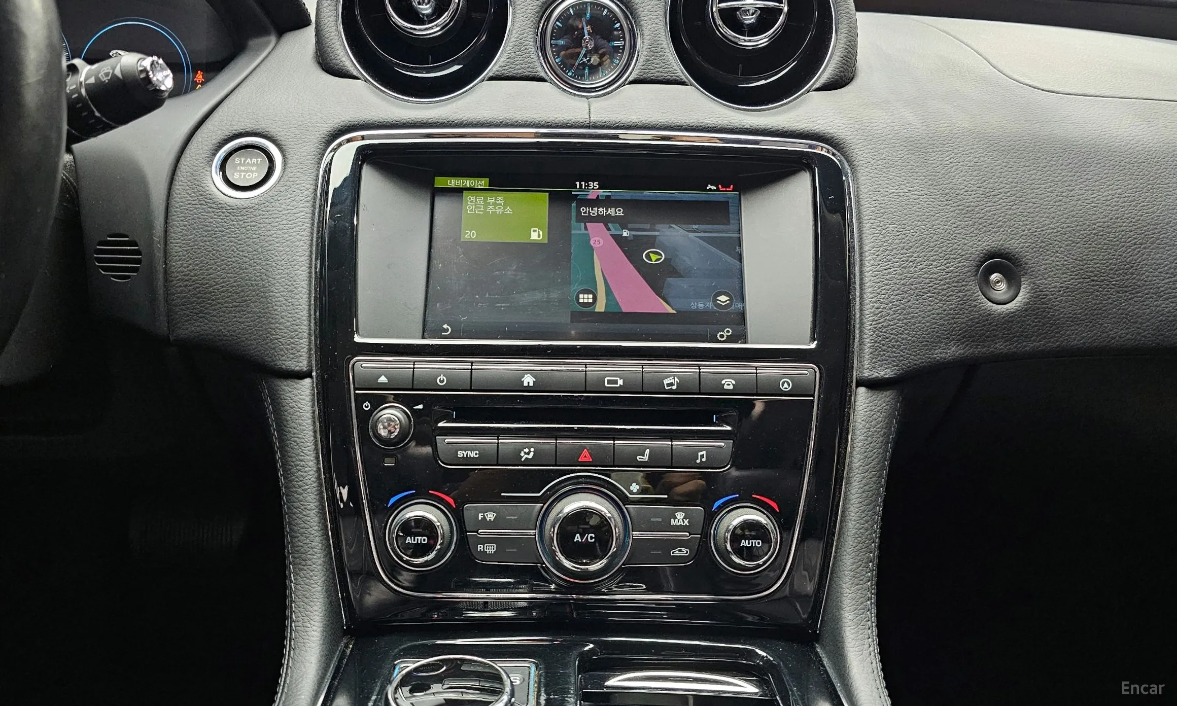 Jaguar All New XJ превью 14