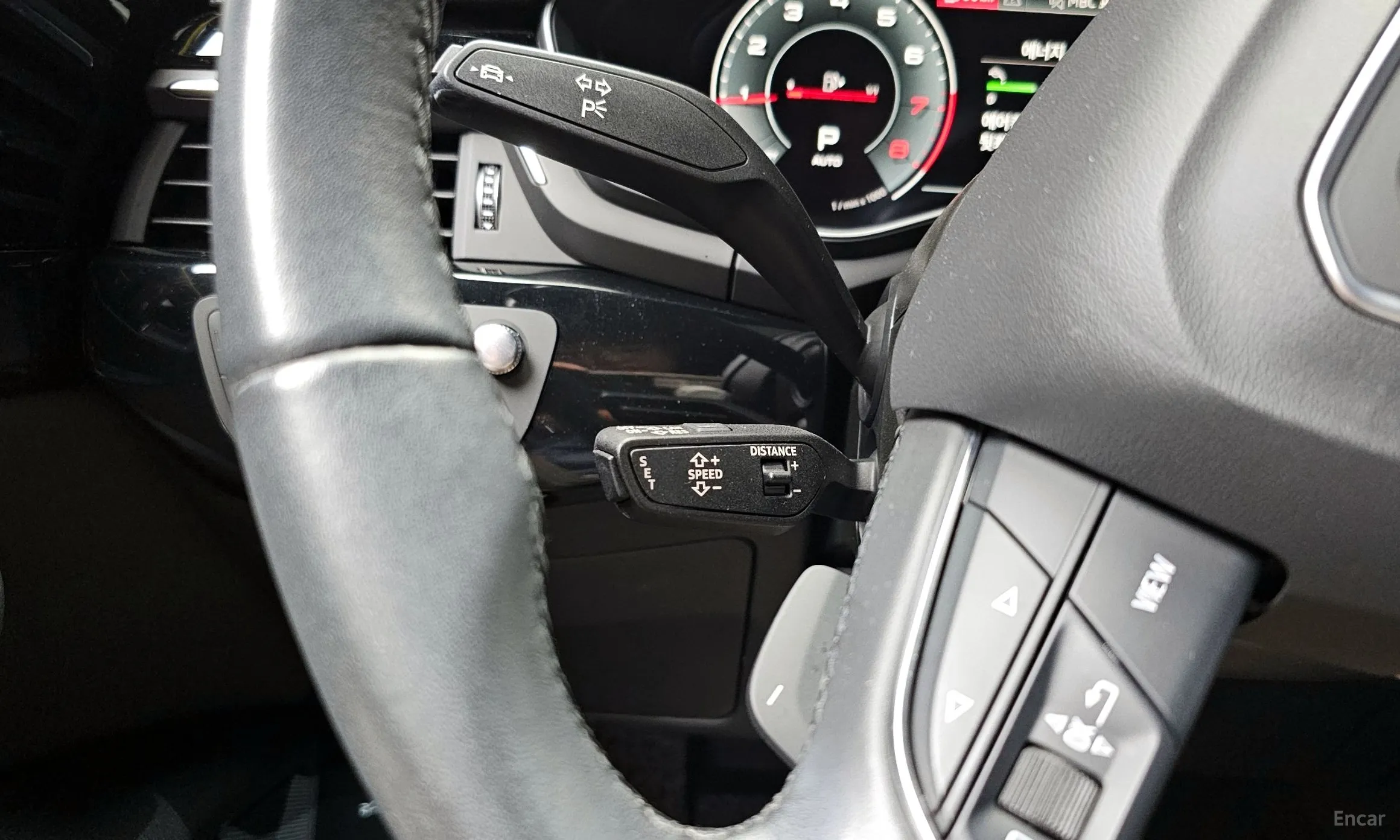 Audi A4 (B9) превью 16