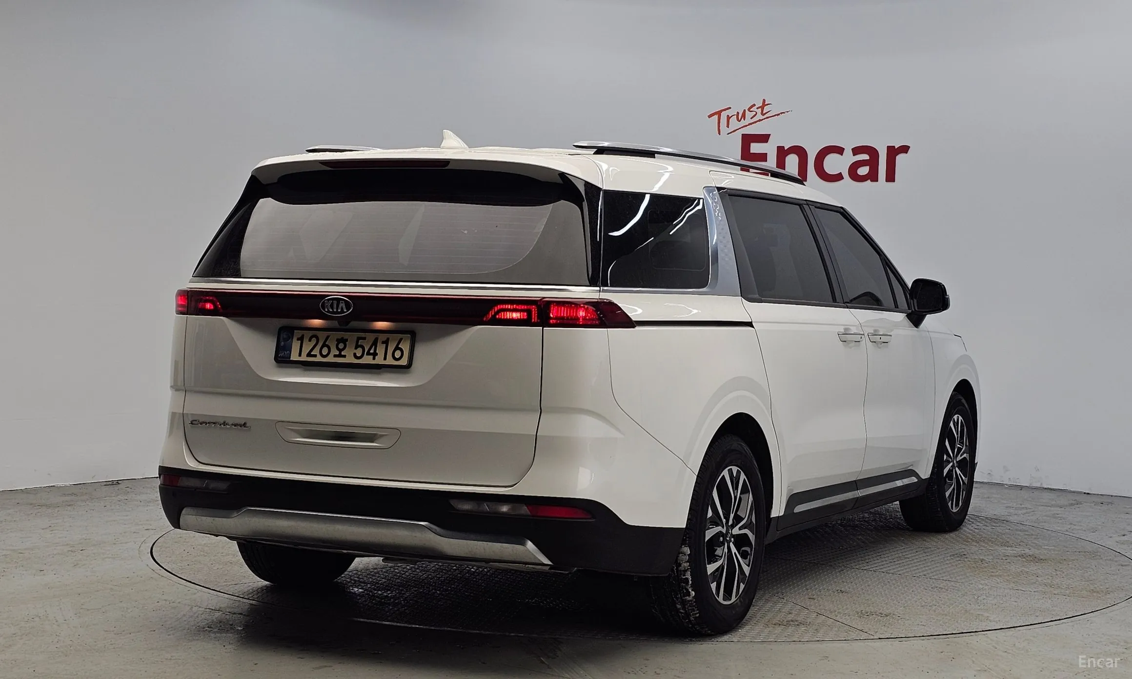 Kia Carnival Gen 4 превью 2