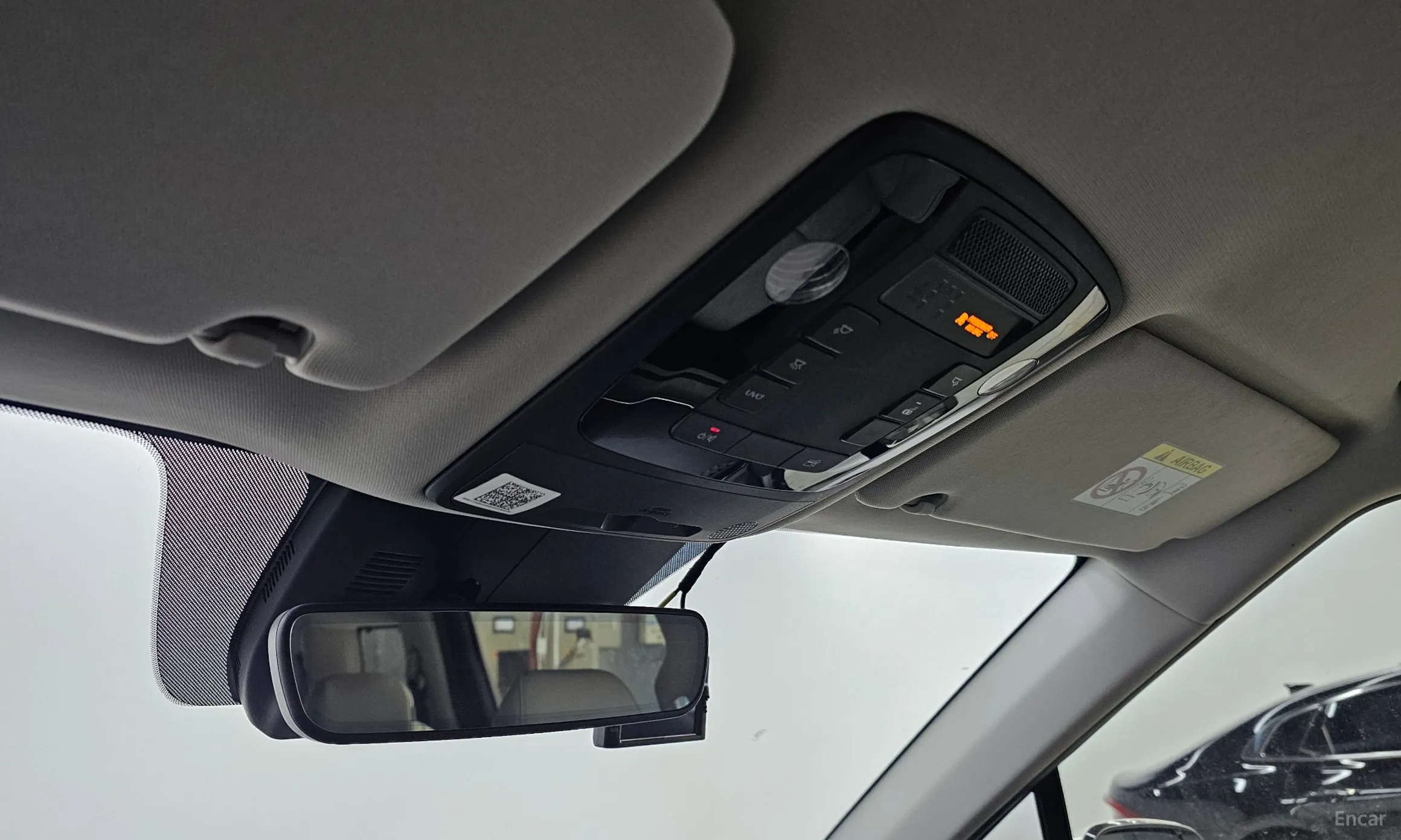 Kia Carnival Gen 4 превью 18