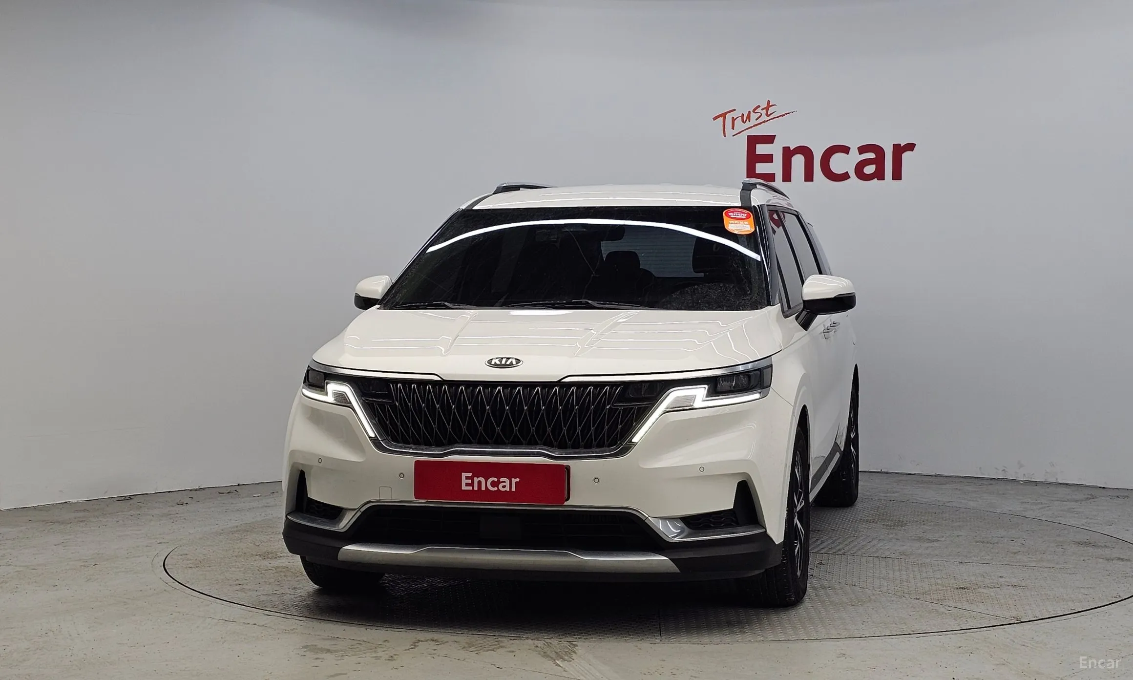 Kia Carnival Gen 4 превью 3