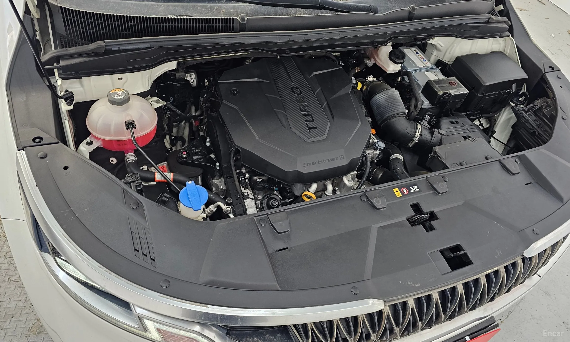 Kia Carnival Gen 4 превью 6