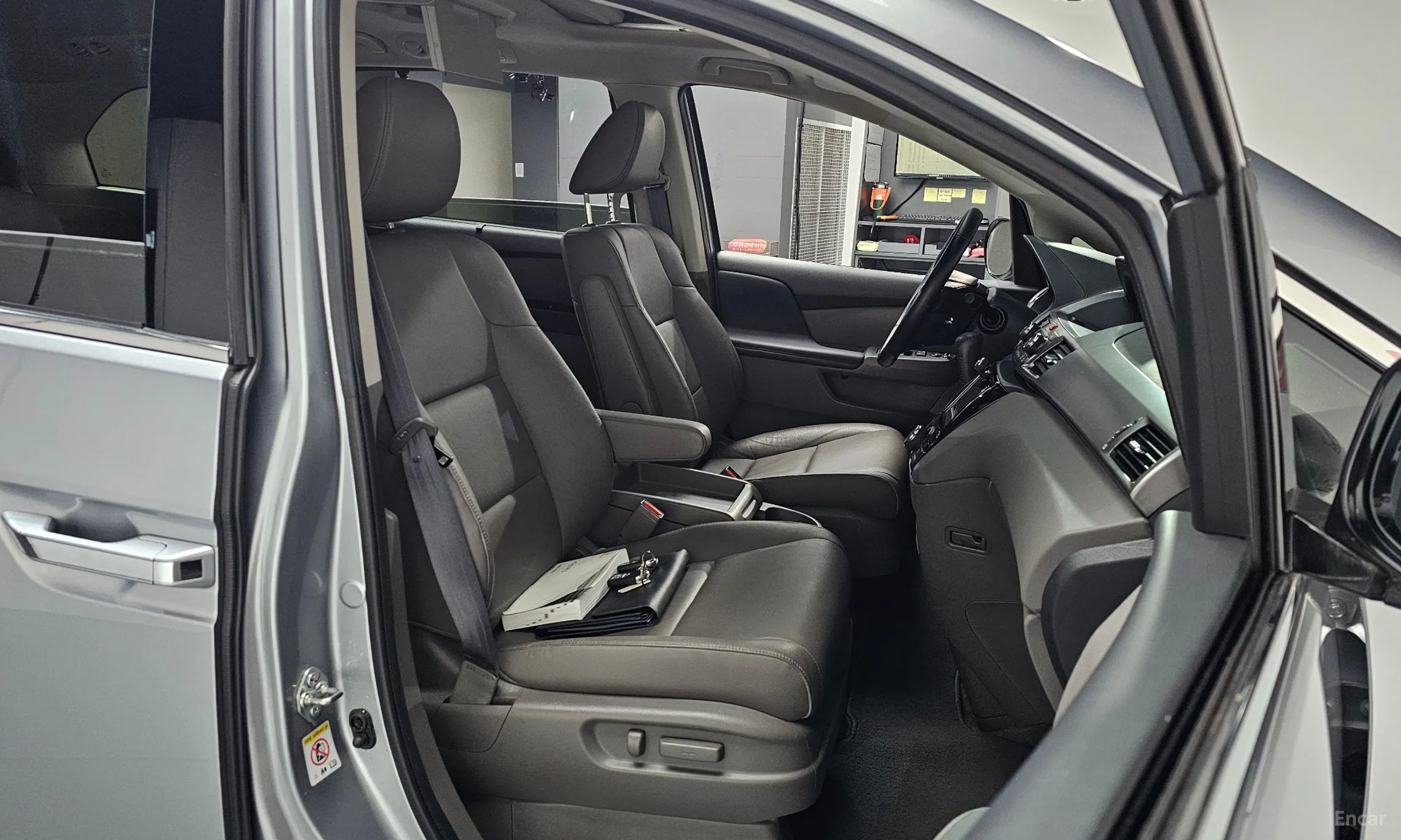 Honda Odyssey превью 10