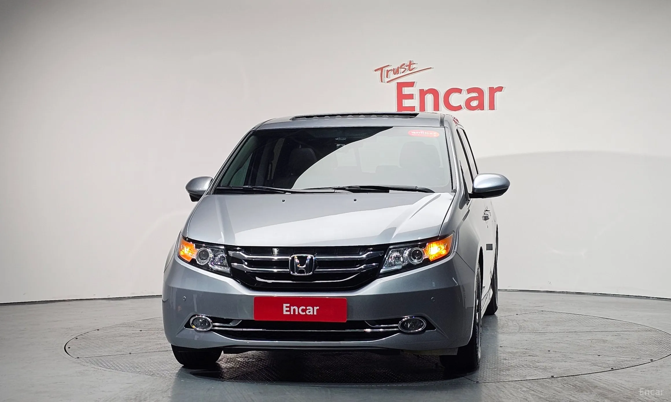 Honda Odyssey превью 3