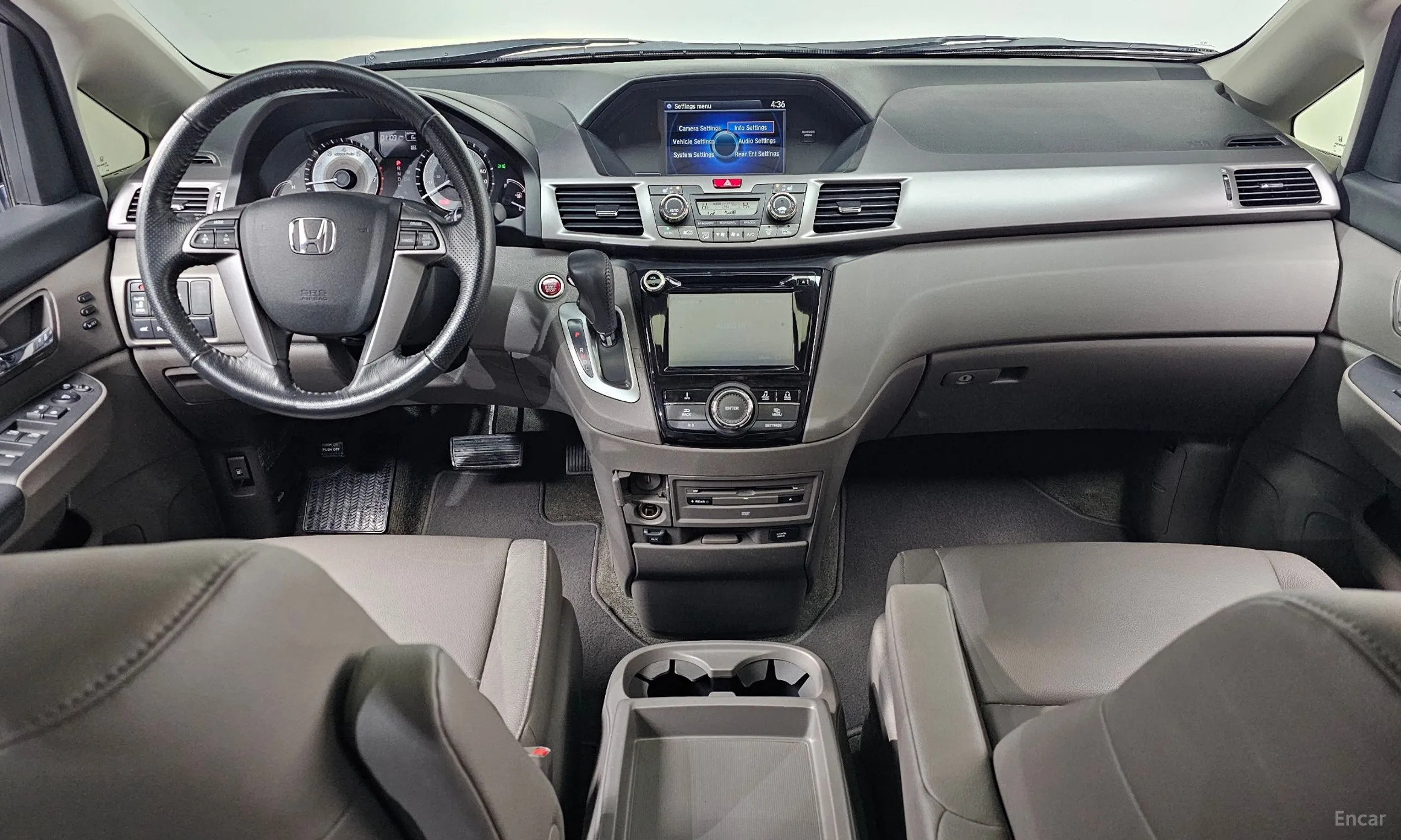 Honda Odyssey превью 7