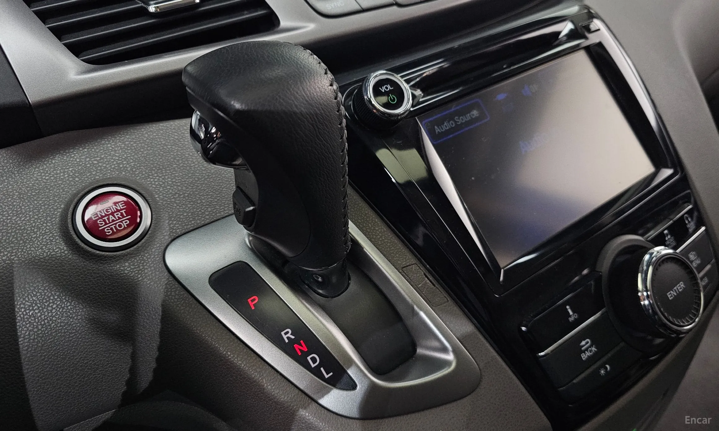 Honda Odyssey превью 9