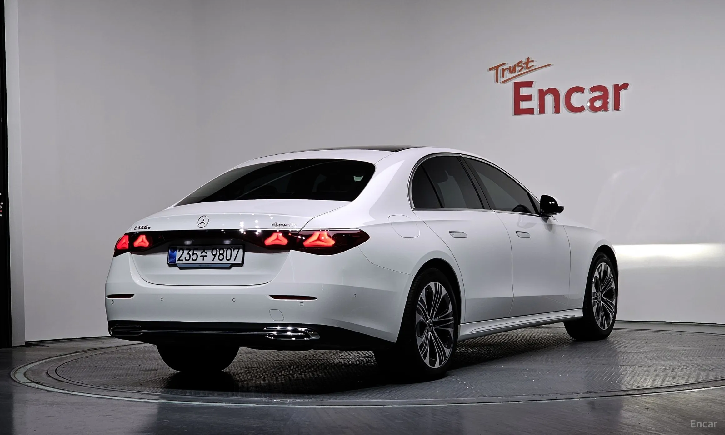 Mercedes Benz E-Class W214 превью 2