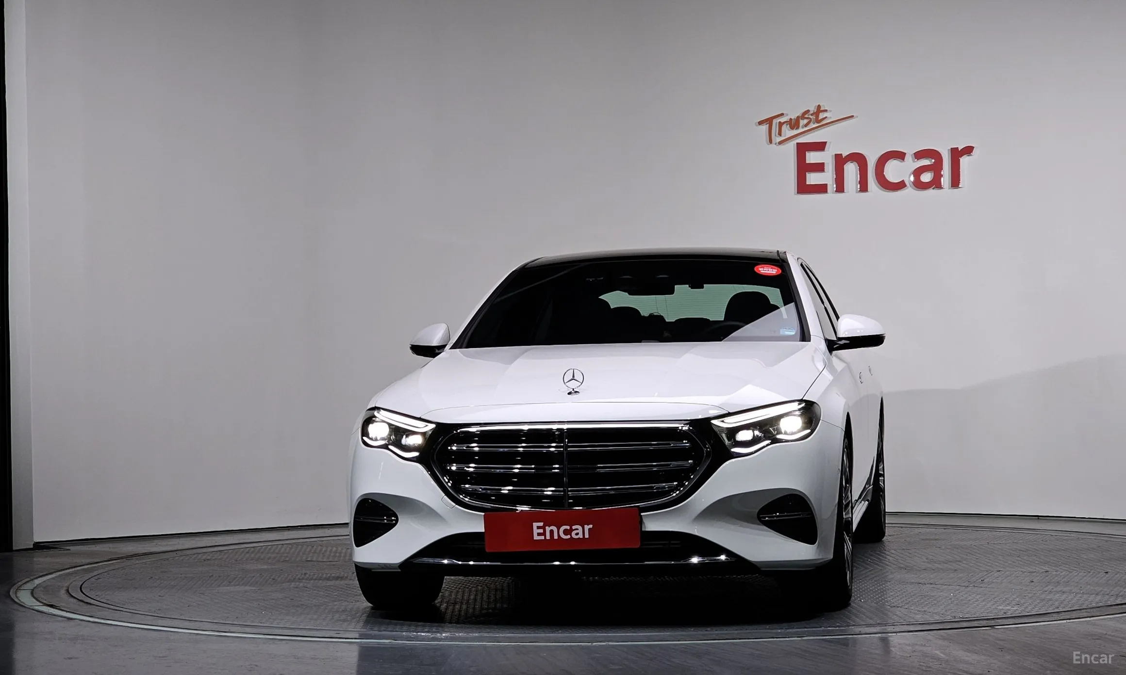 Mercedes Benz E-Class W214 превью 3