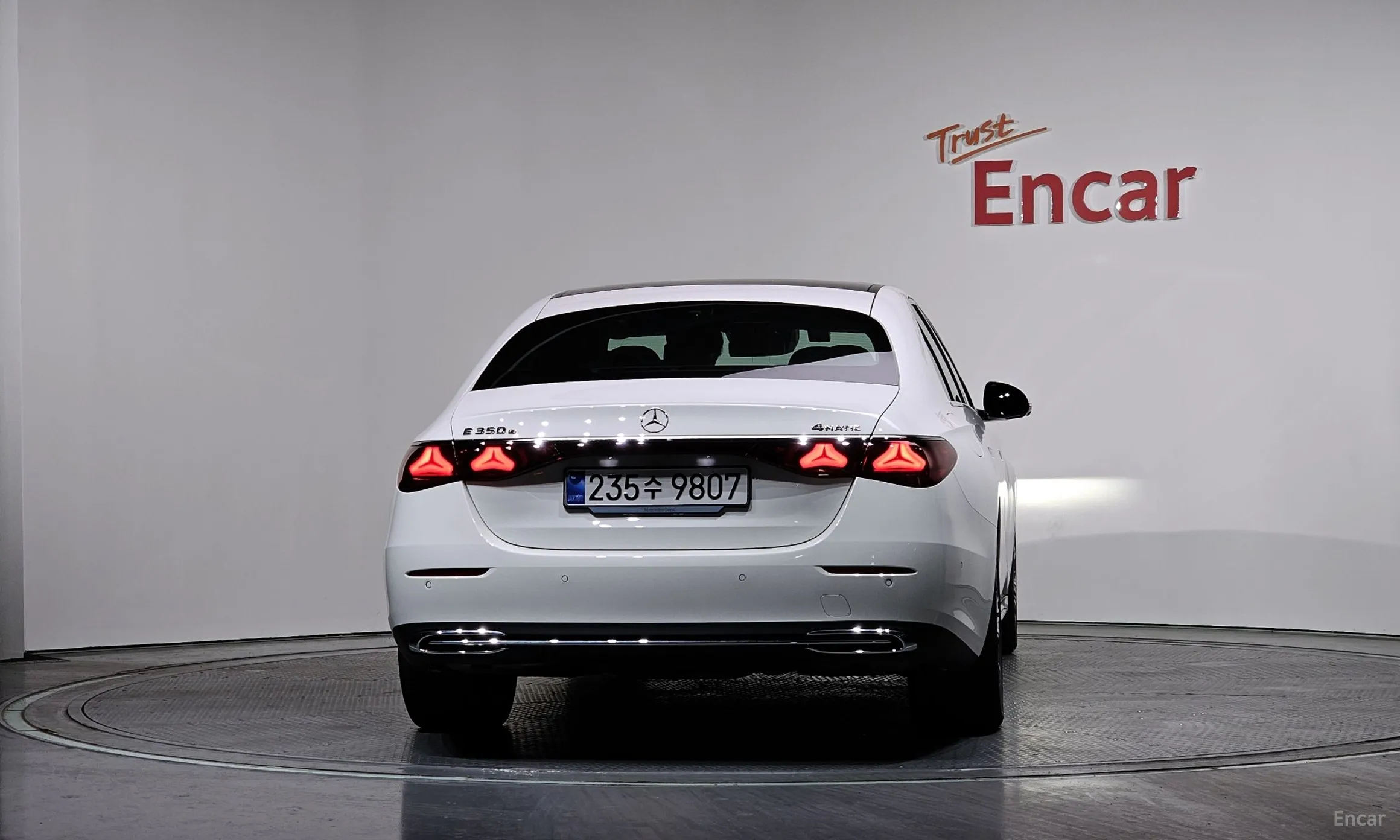 Mercedes Benz E-Class W214 превью 4