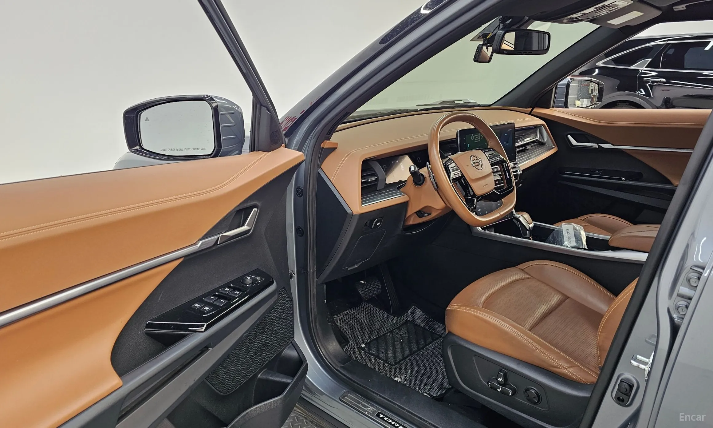 KG Mobility (SsangYong) Torres превью 10