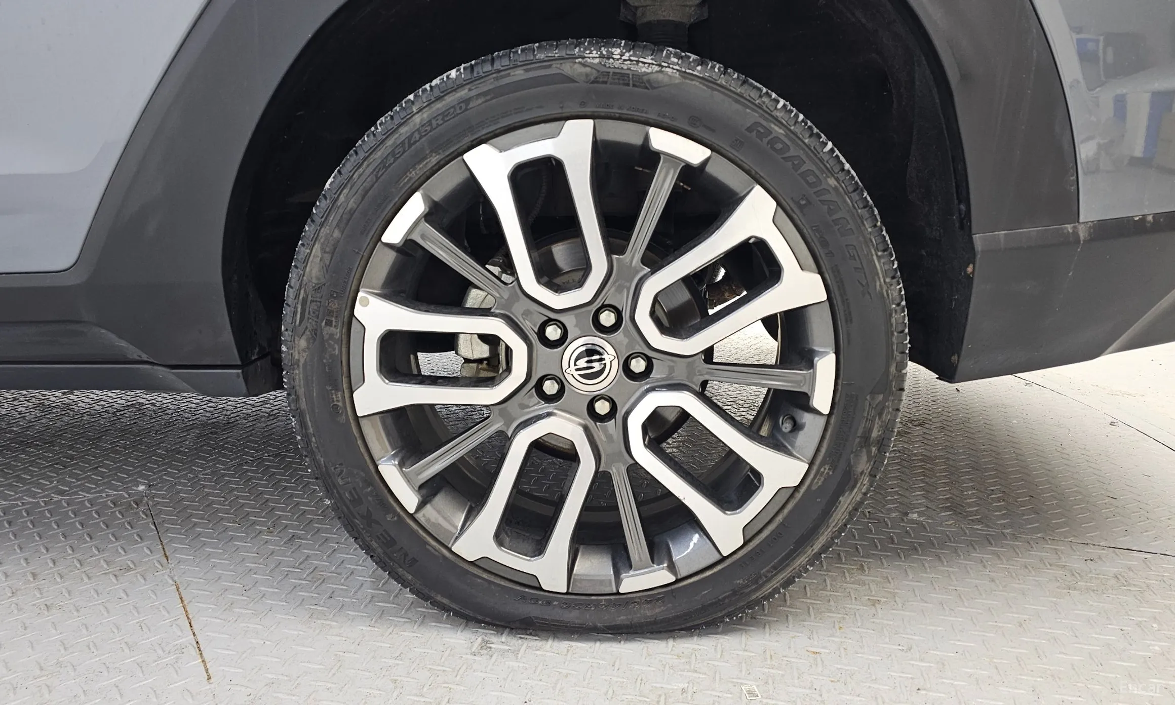 KG Mobility (SsangYong) Torres превью 5