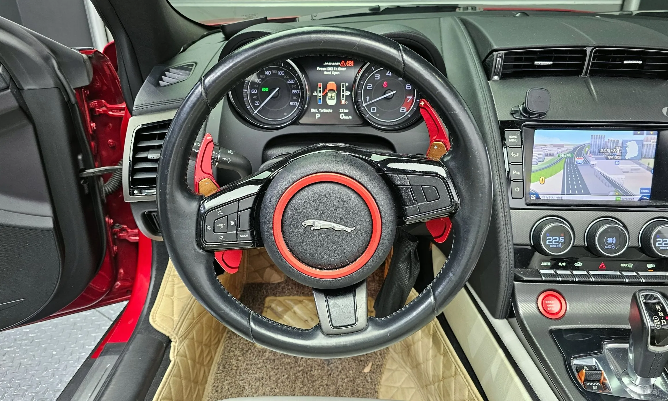 Jaguar F-TYPE превью 13