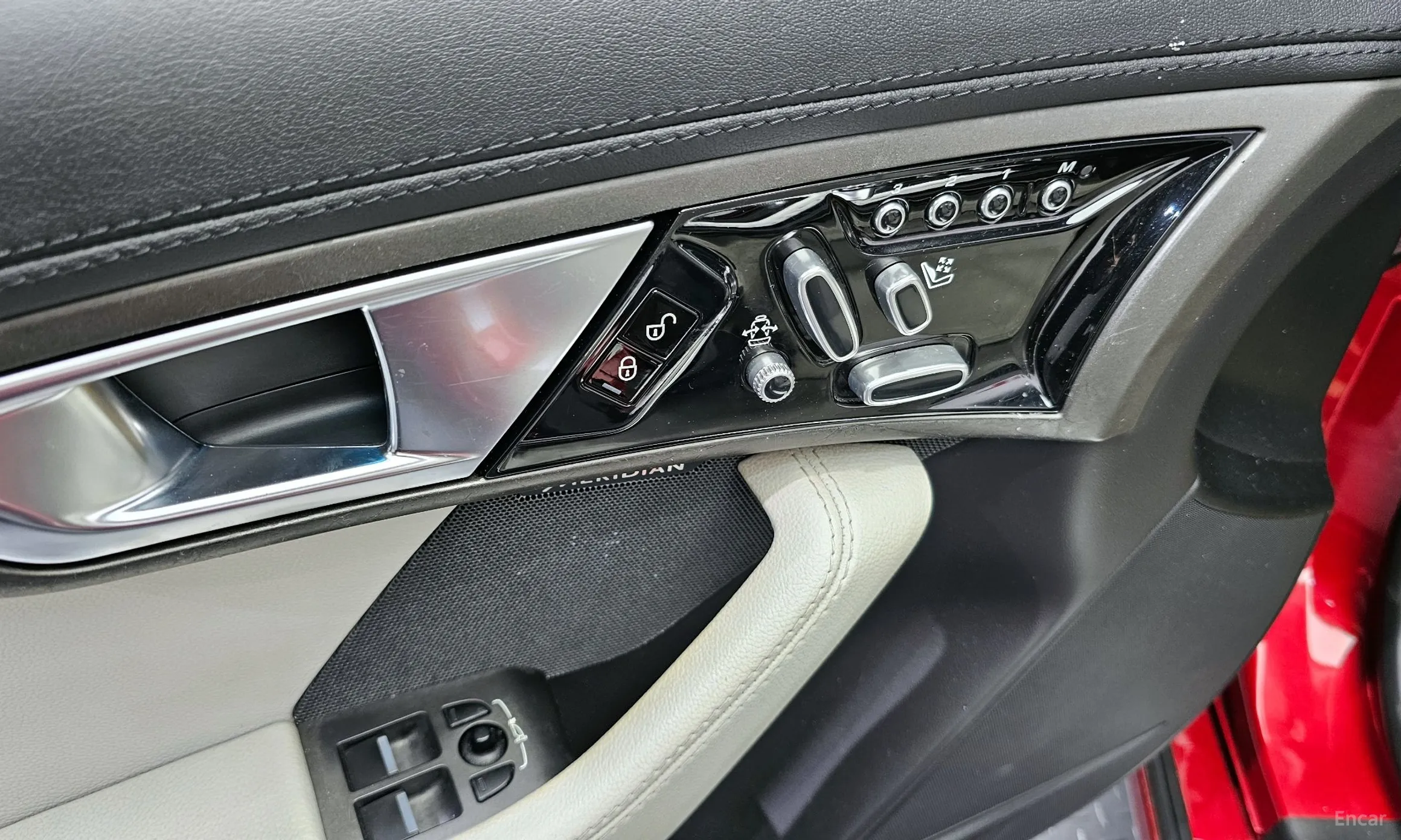Jaguar F-TYPE превью 16