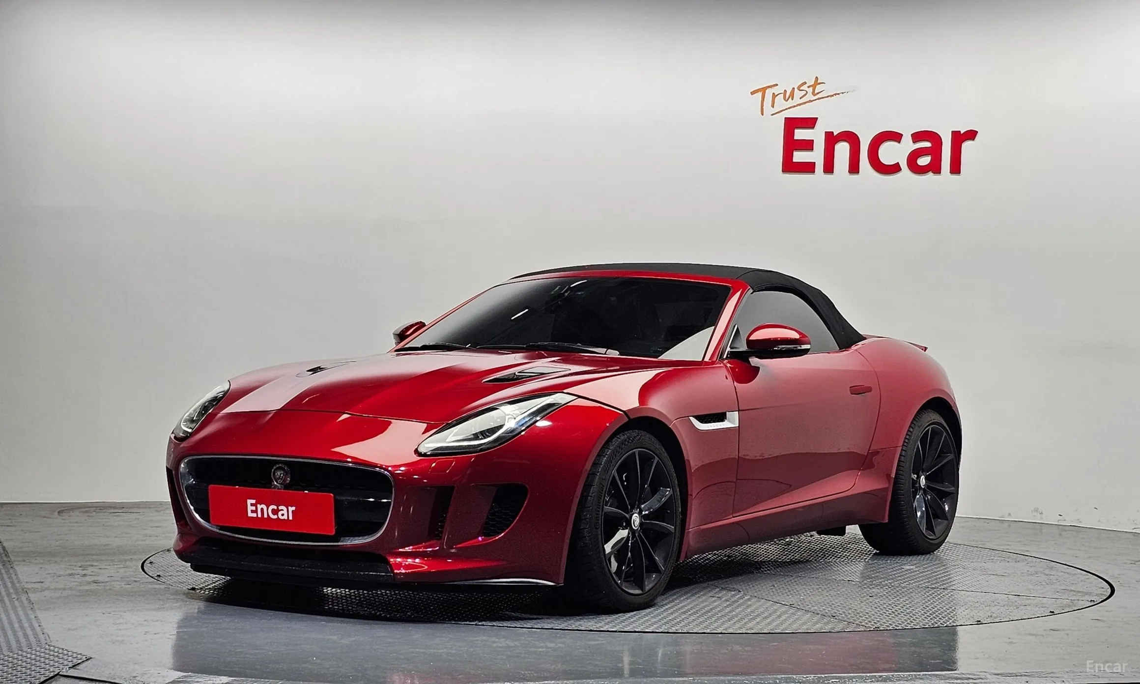 Jaguar F-TYPE превью 19