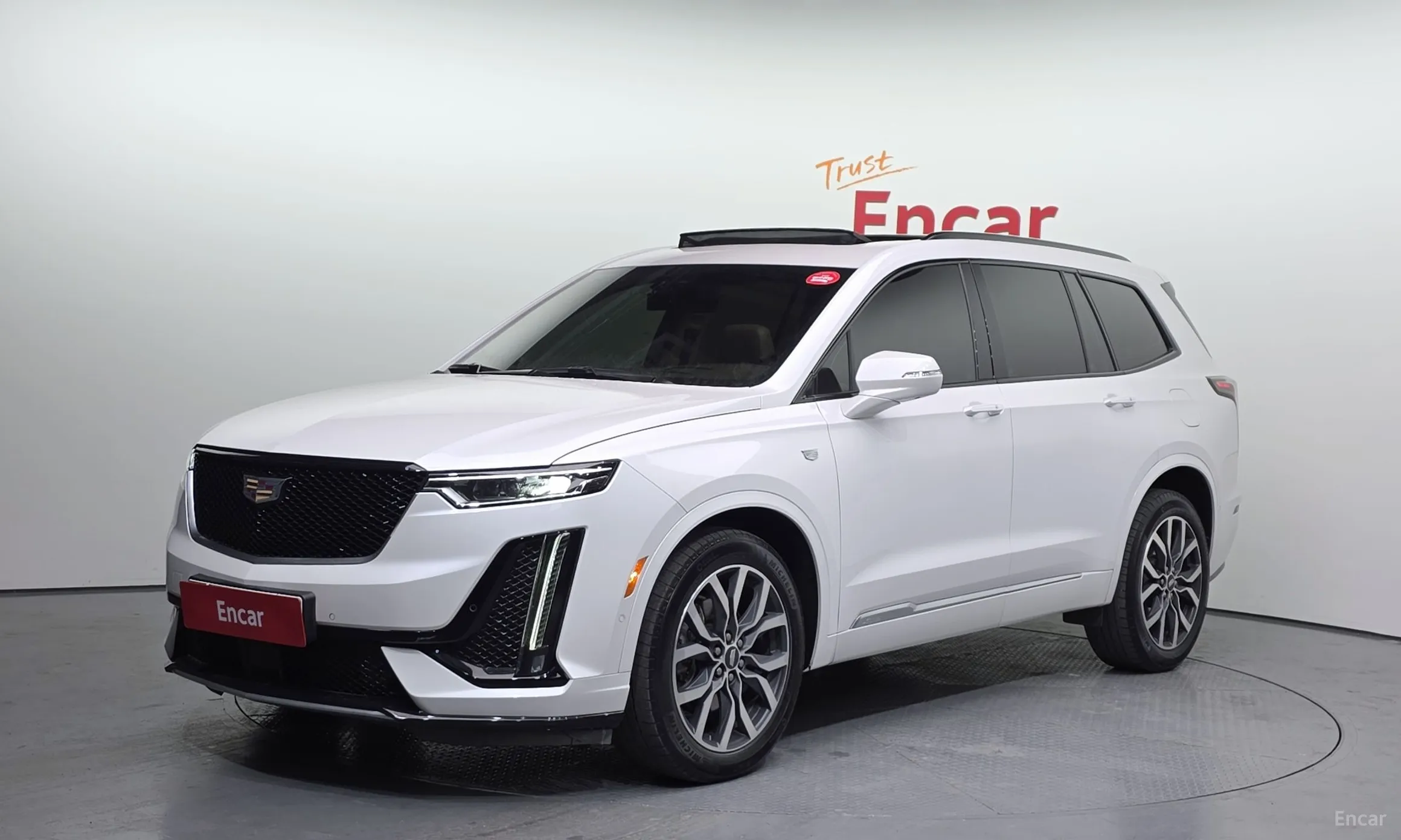 XT6