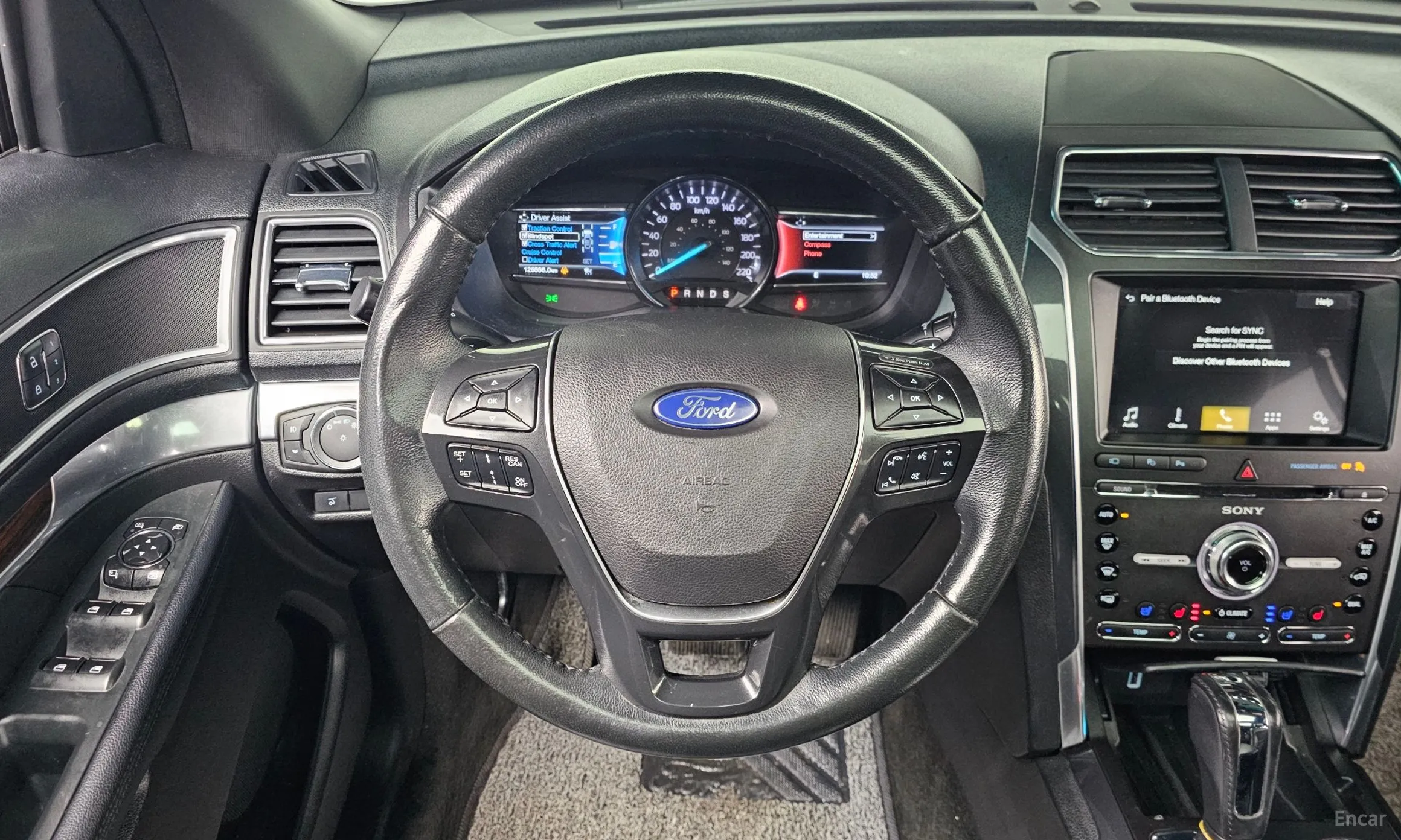 Ford Explorer превью 13