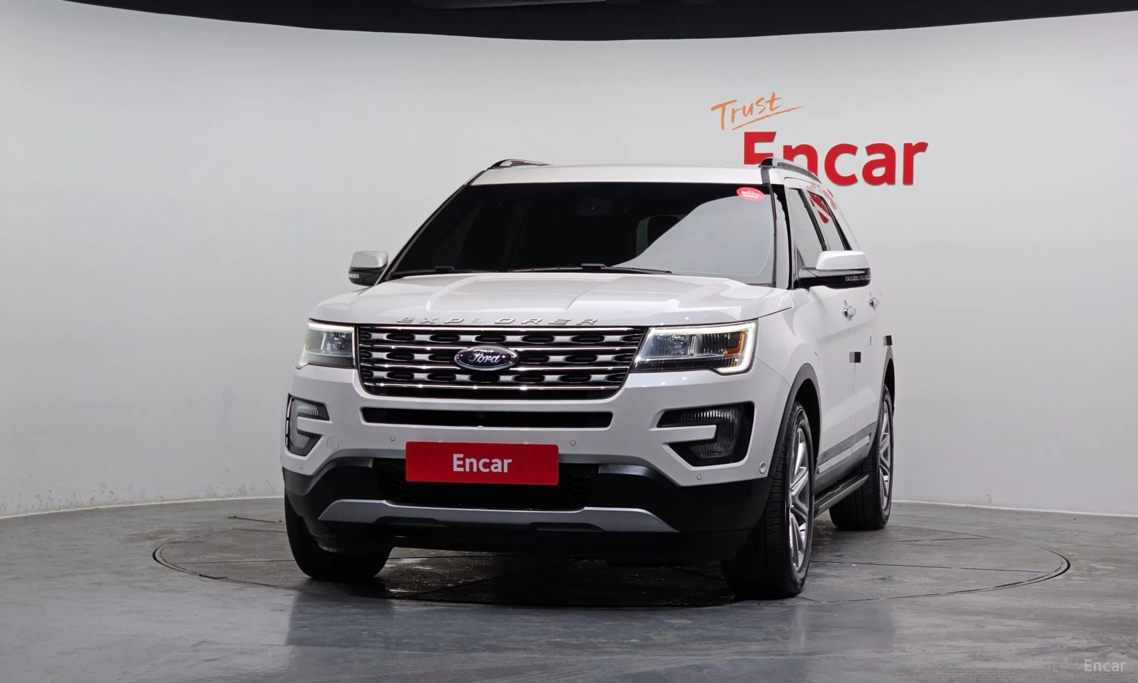 Ford Explorer превью 3