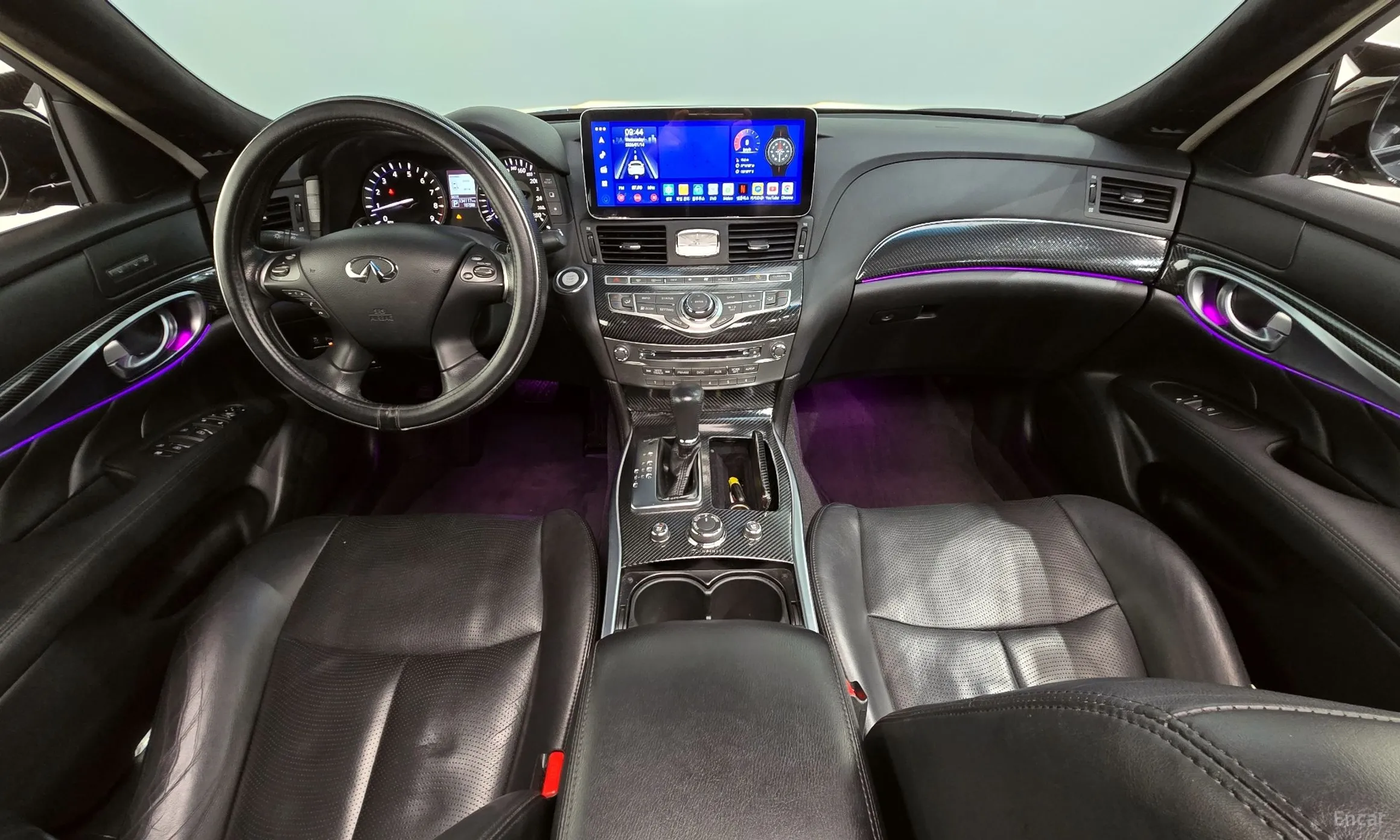 Infiniti Q70 превью 7