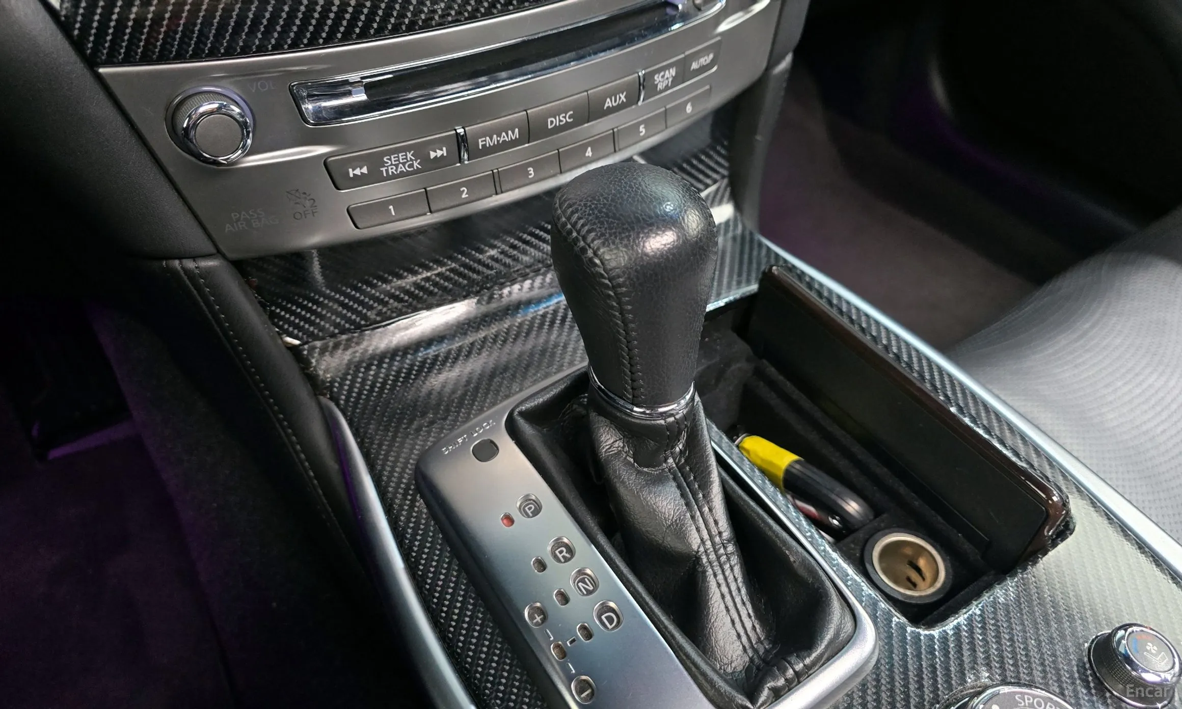Infiniti Q70 превью 9