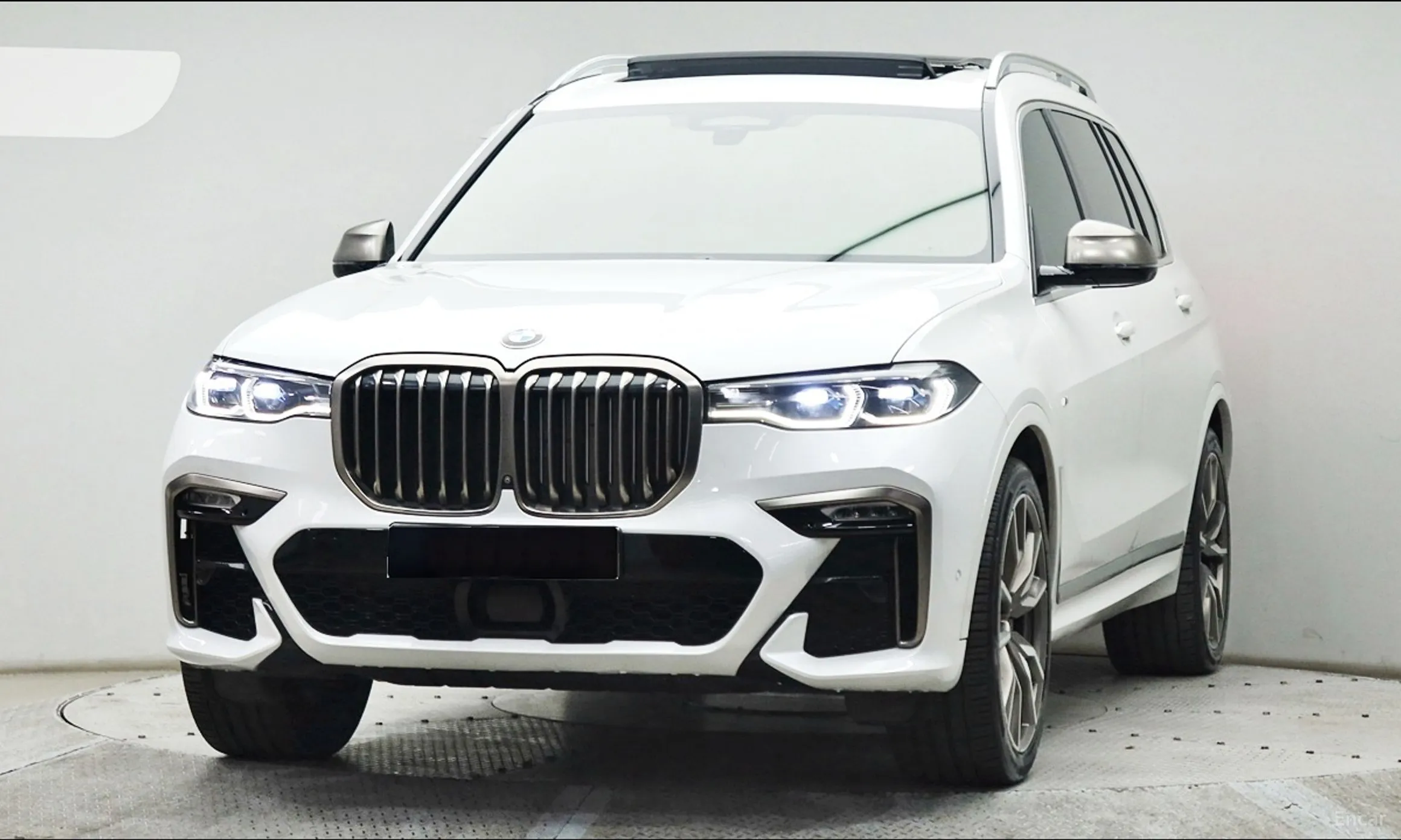 BMW X7 (G07) превью 3