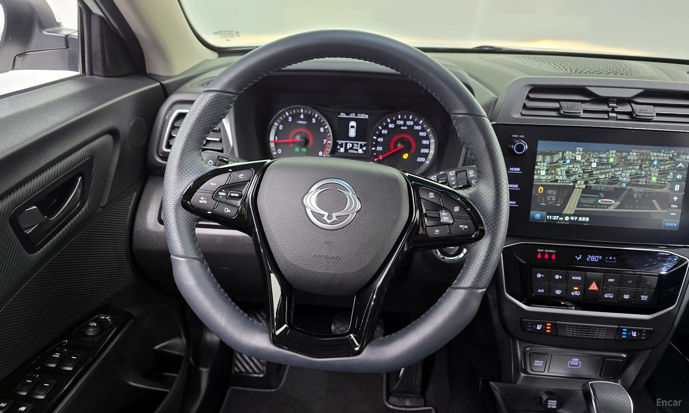 KG Mobility (SsangYong) Tivoli превью 14