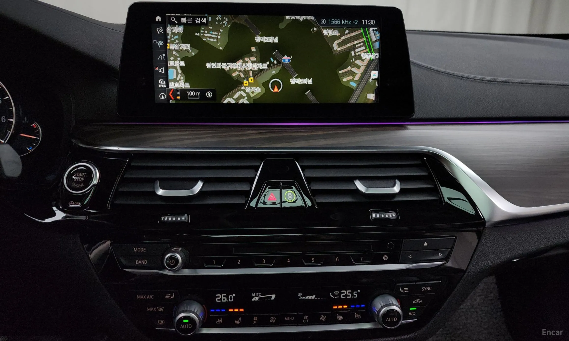 BMW 5 Series (G30) превью 14