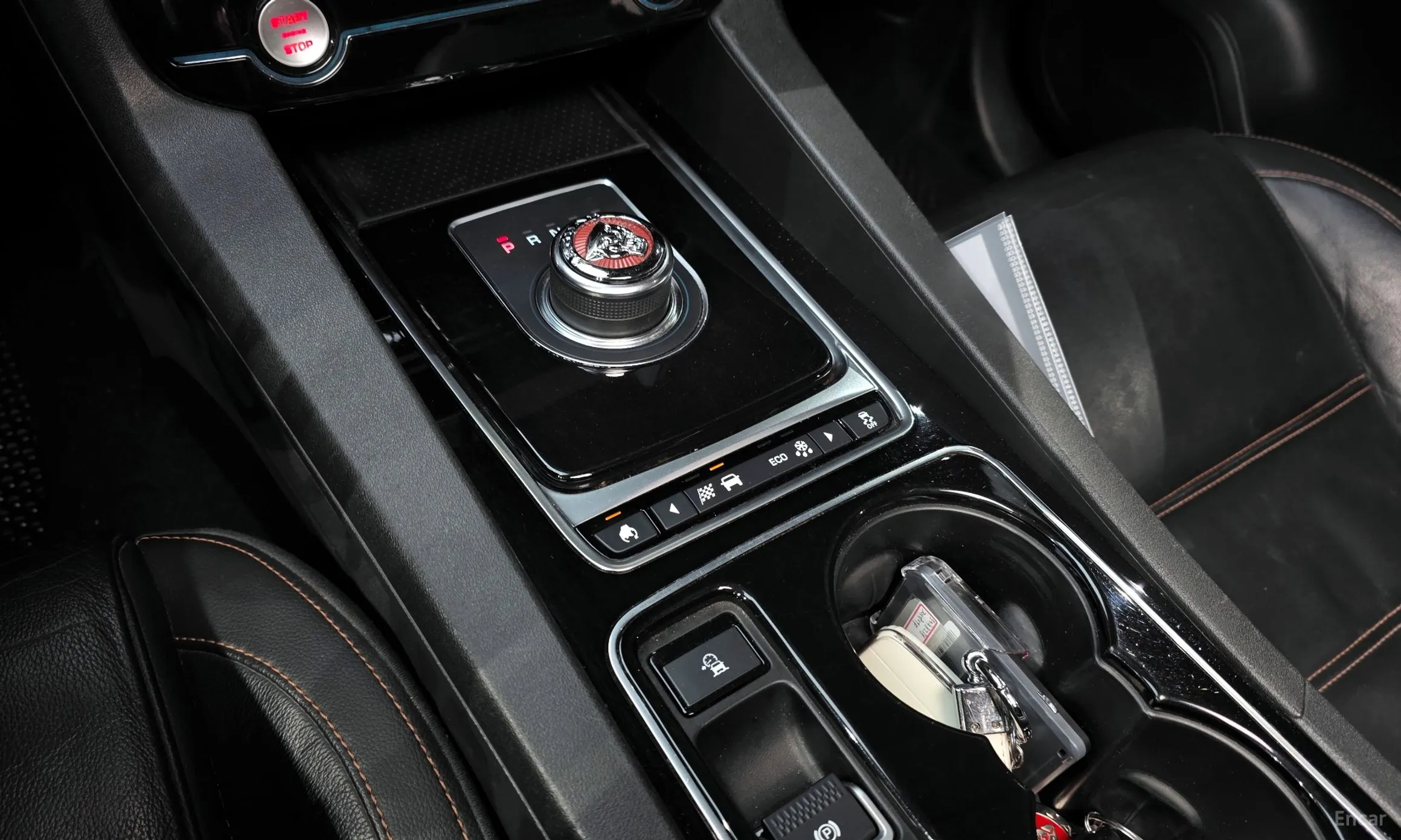 Jaguar F-PACE превью 9