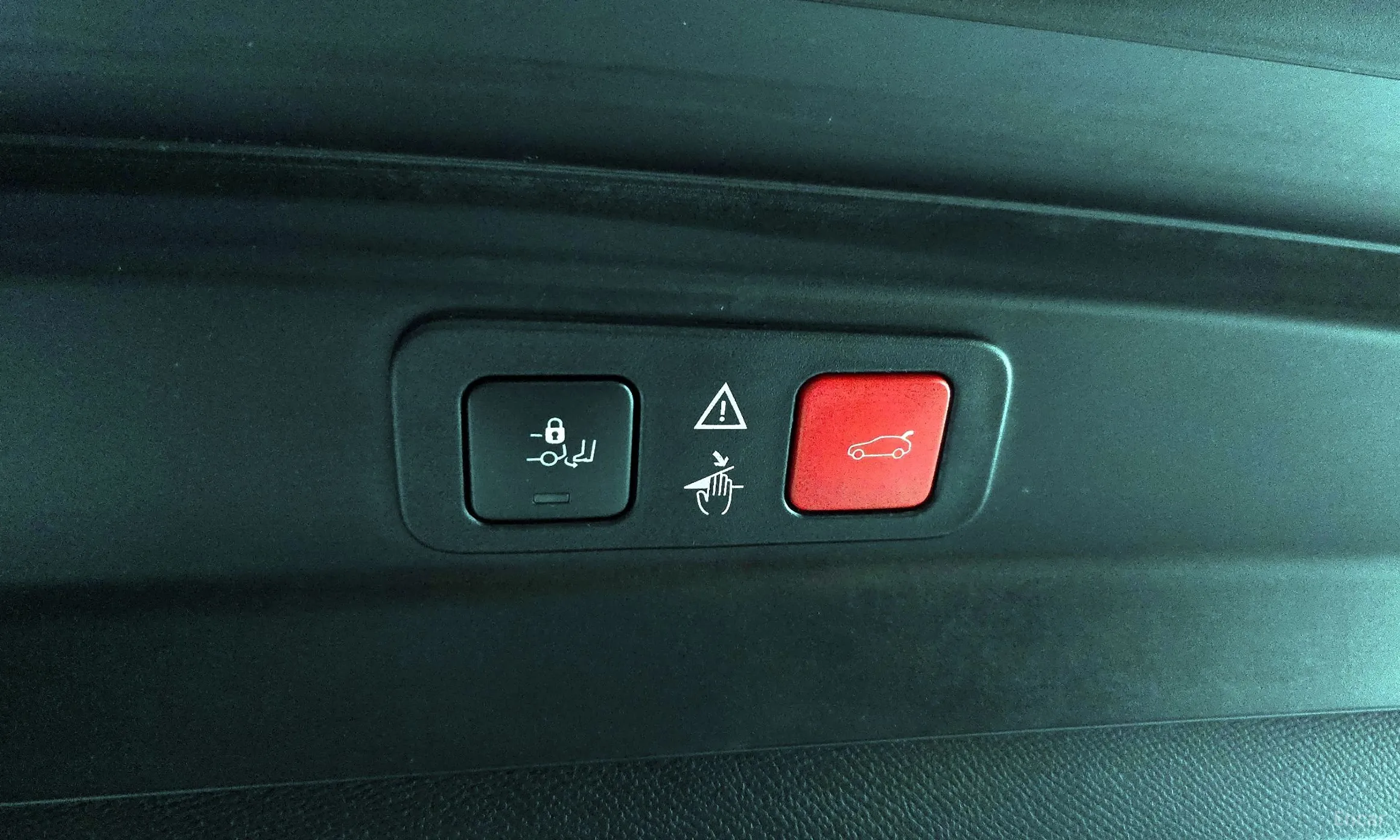 Peugeot 5008 2nd generation превью 20
