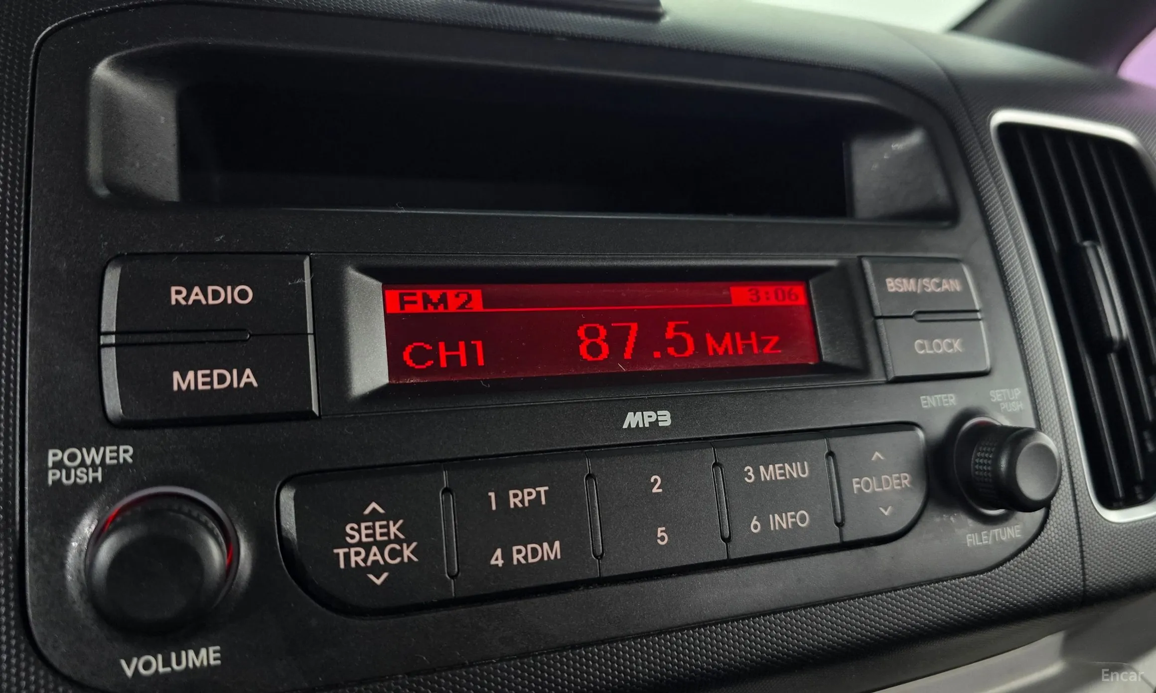 Kia Ray превью 16
