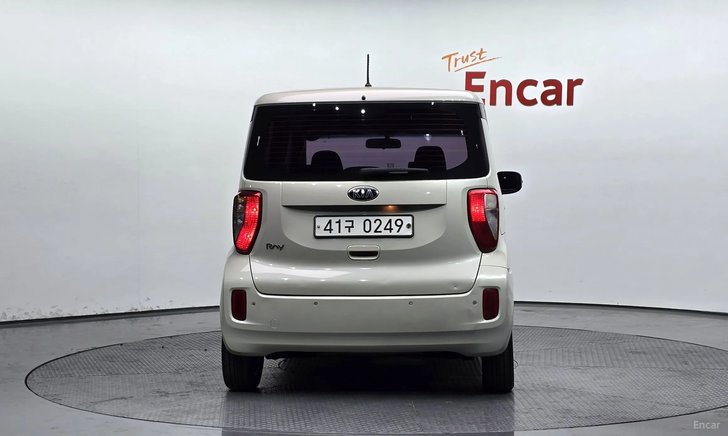 Kia Ray превью 4