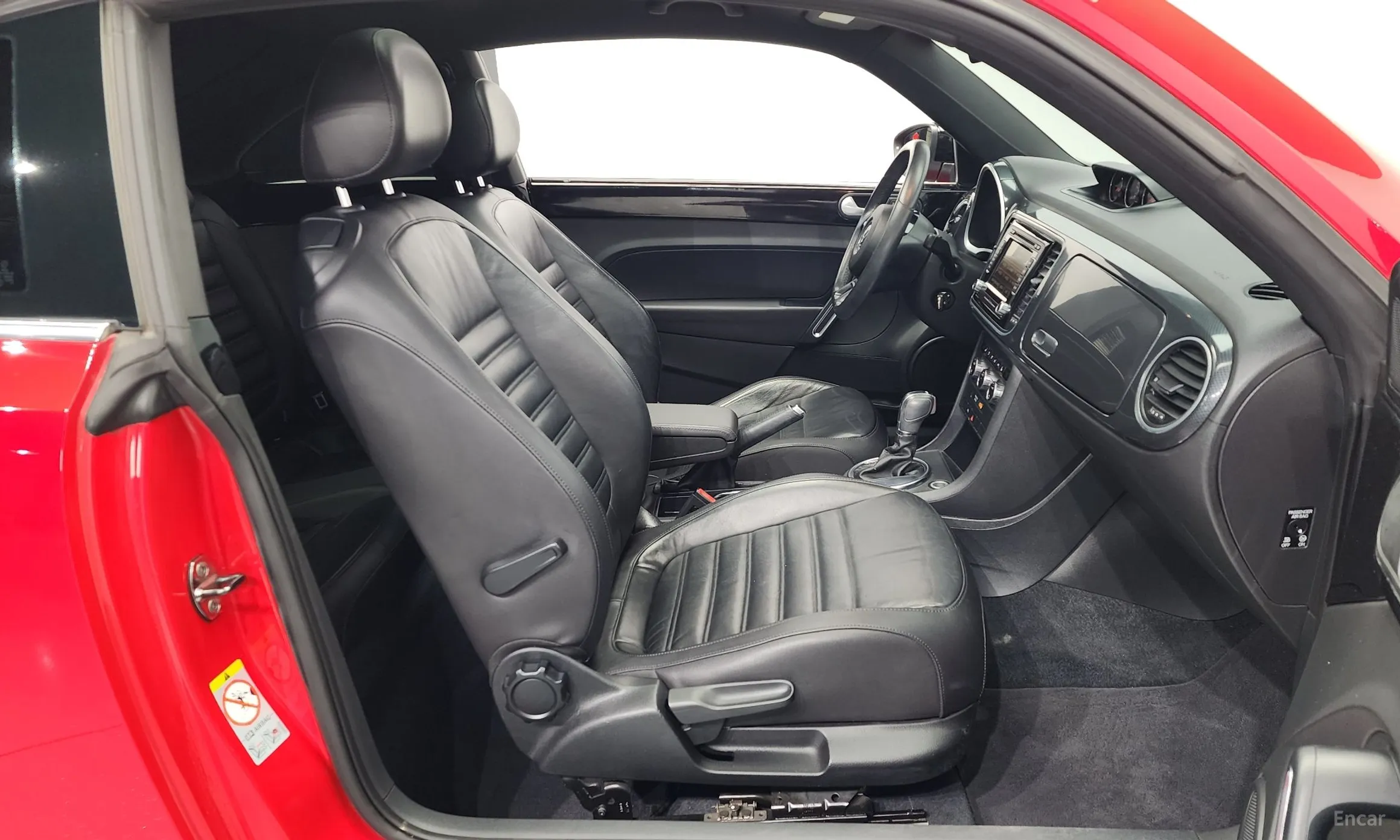 Volkswagen The Beetle превью 11