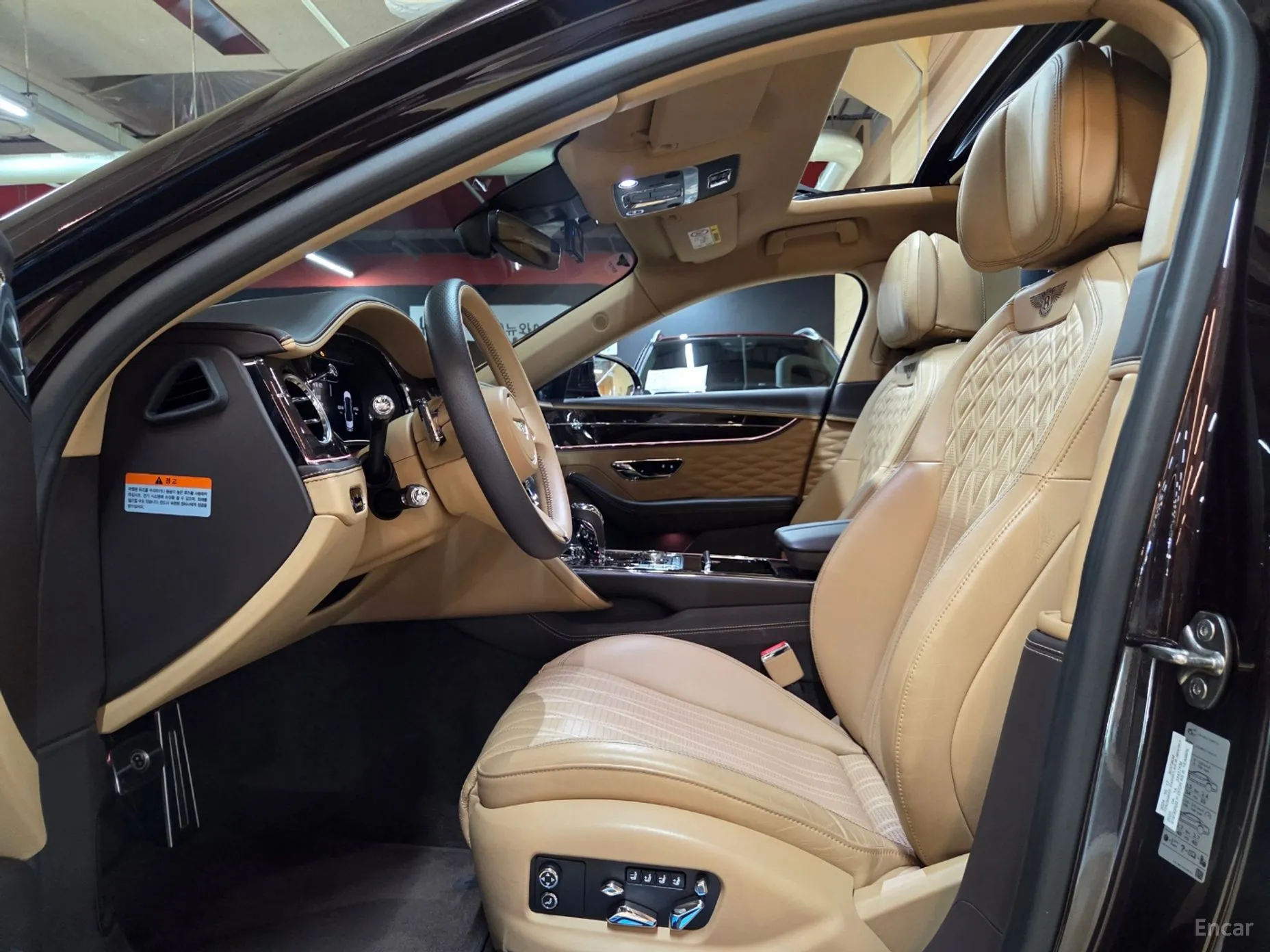 Bentley Flying Spur 3rd Generation превью 12