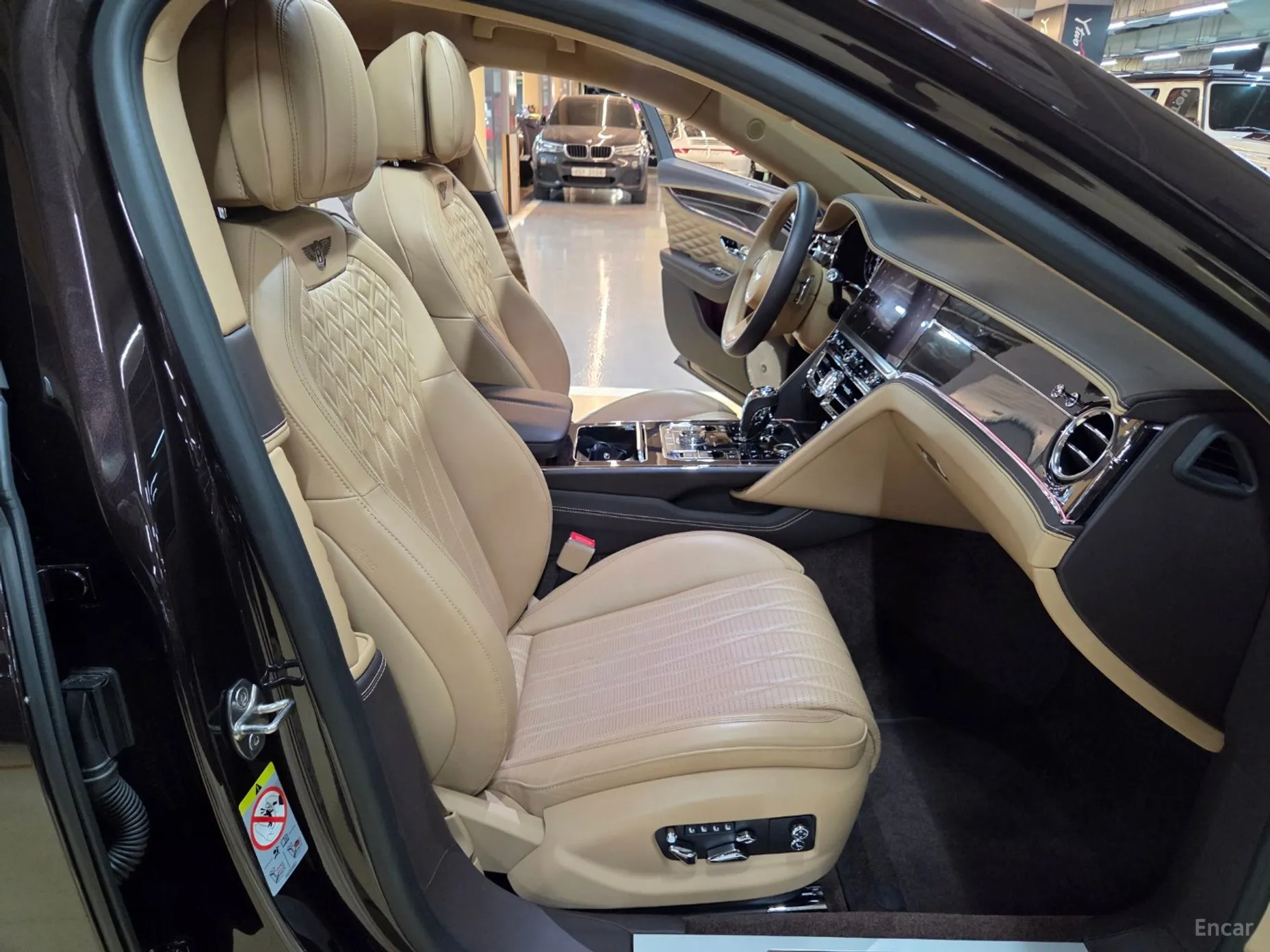 Bentley Flying Spur 3rd Generation превью 13