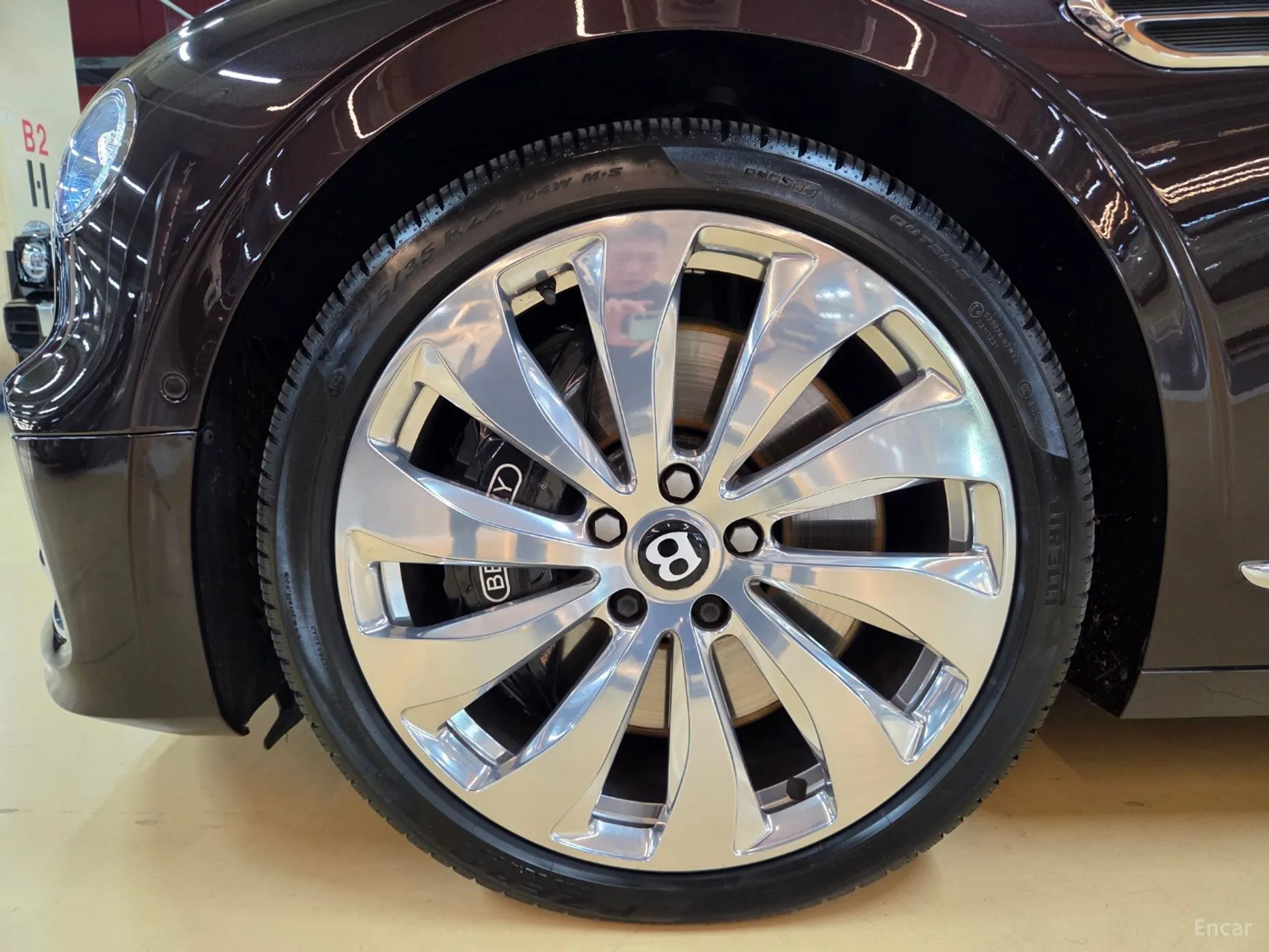 Bentley Flying Spur 3rd Generation превью 20