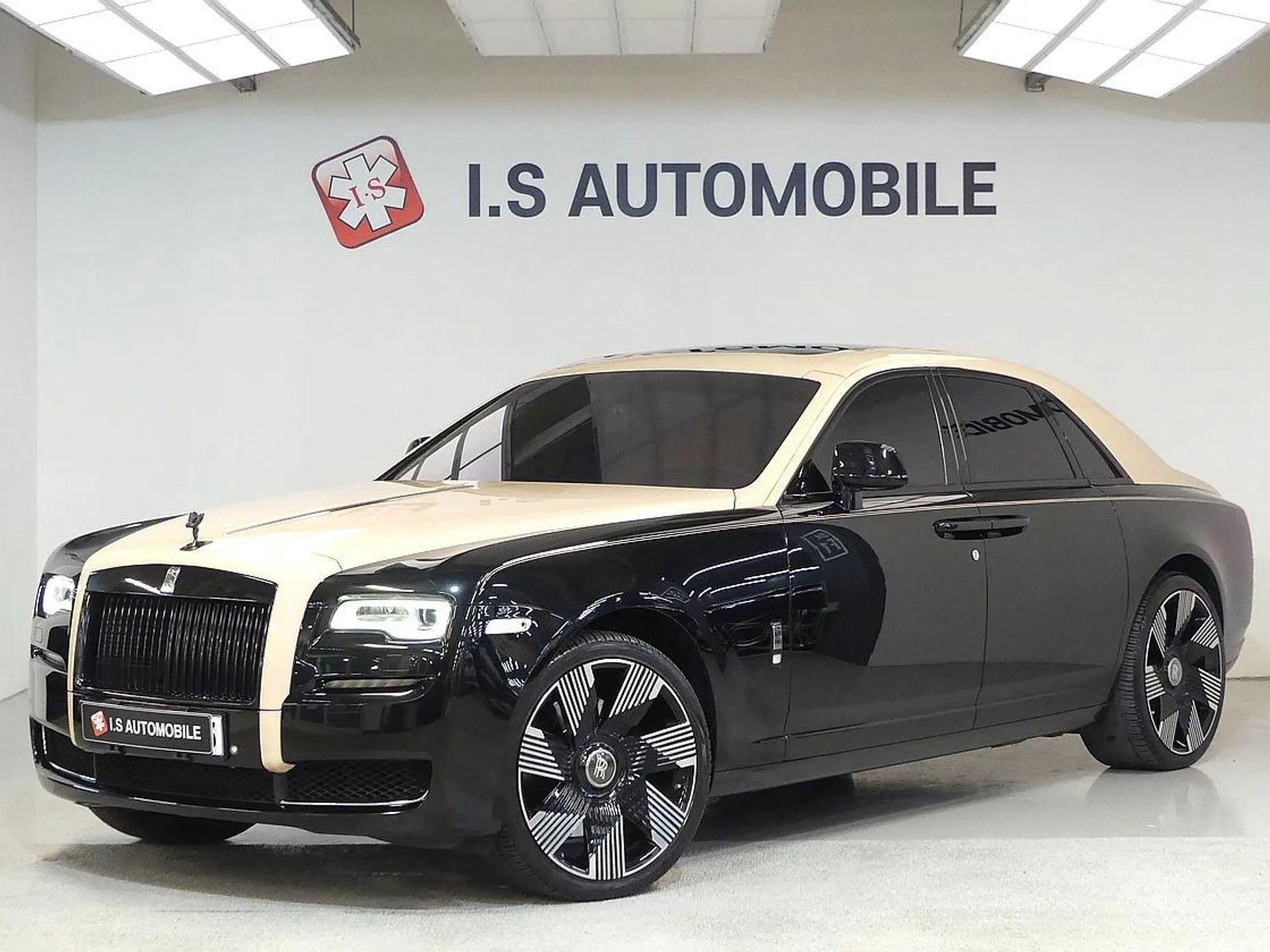 Rolls-Royce Ghost